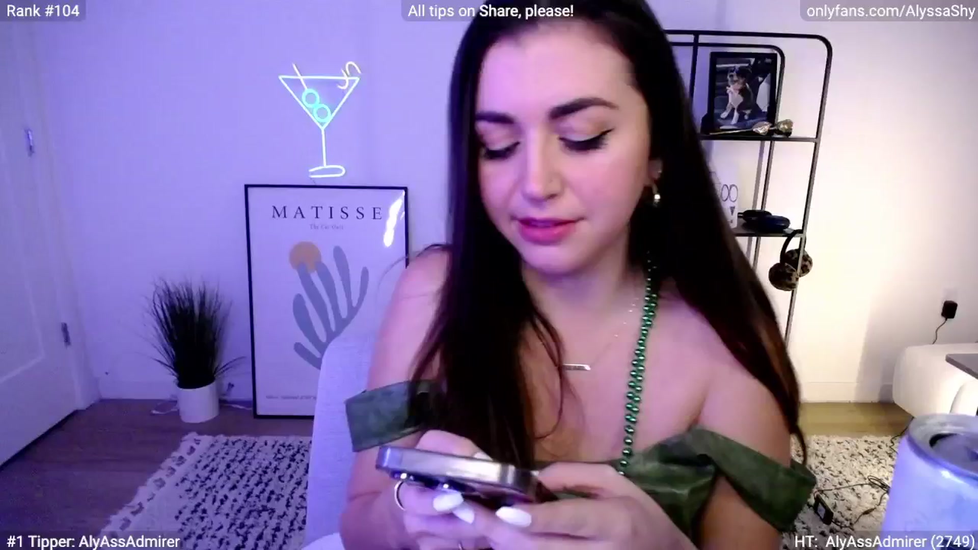 Gallery image thumbnail from AlyssaShy's myfreecams stream on, 03/17/2024, 06:13 image 16 of 20