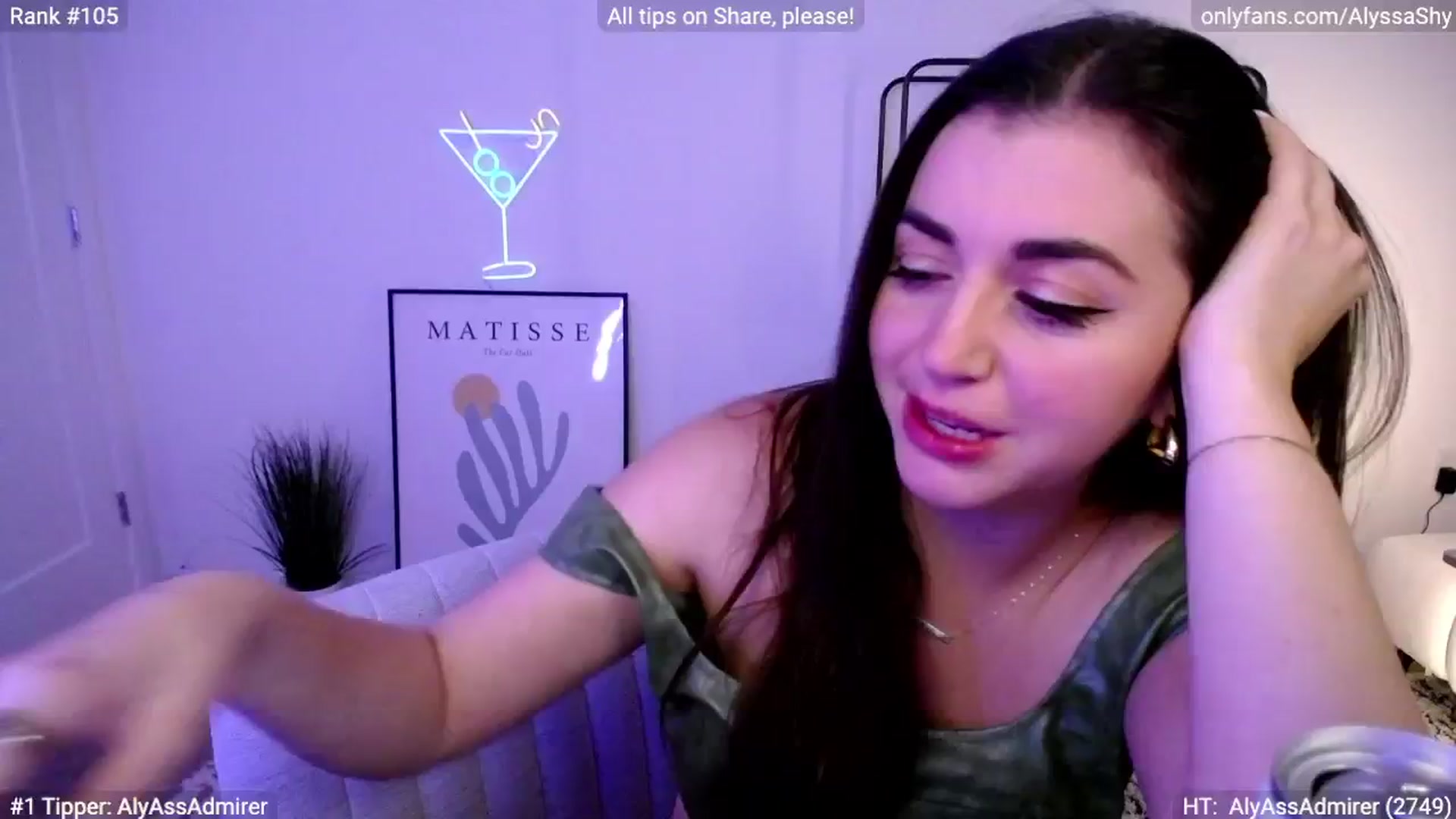 Gallery image thumbnail from AlyssaShy's myfreecams stream on, 03/17/2024, 06:49 image 16 of 20