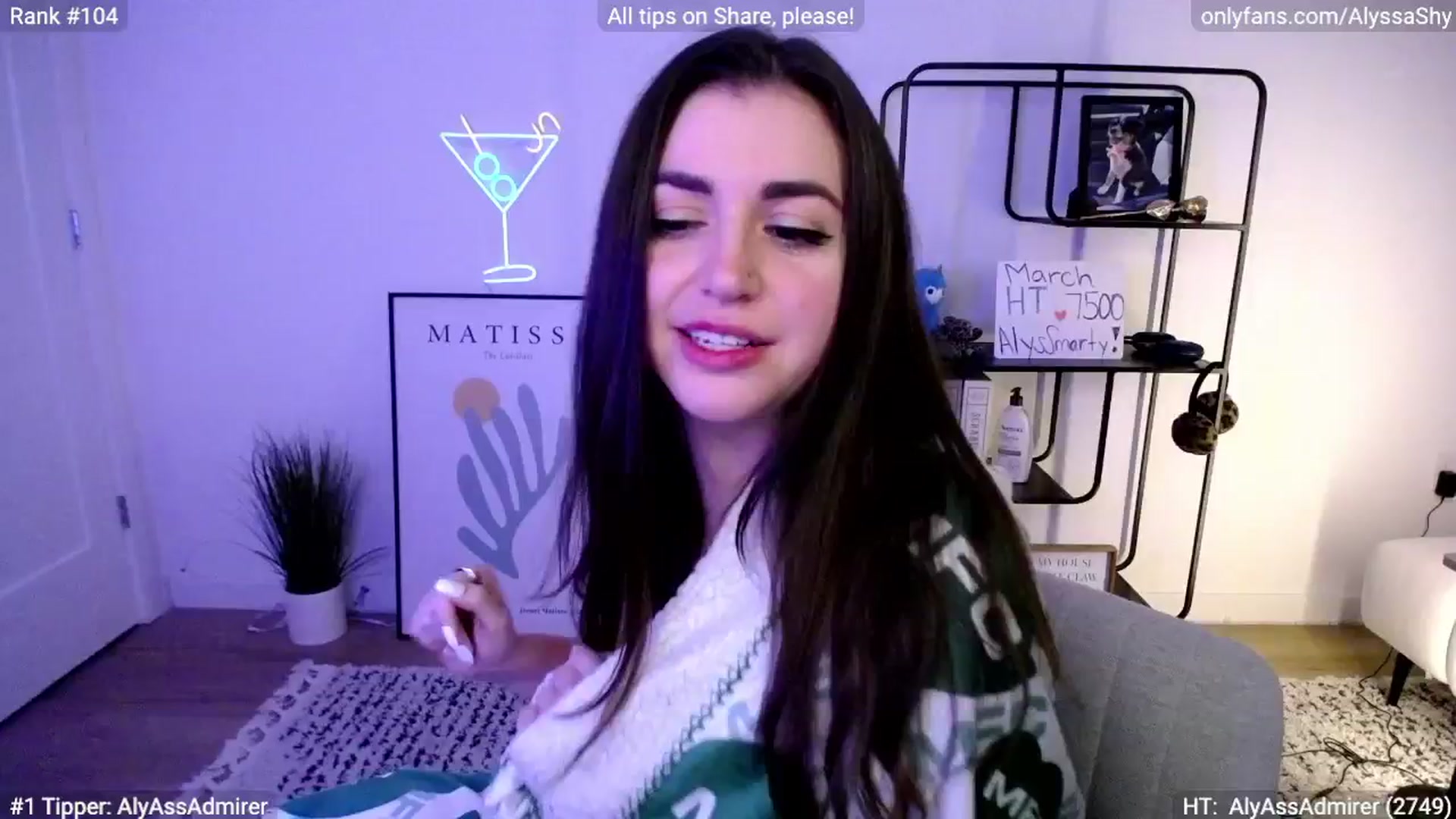 Gallery image thumbnail from AlyssaShy's myfreecams stream on, 03/17/2024, 07:17 image 15 of 20