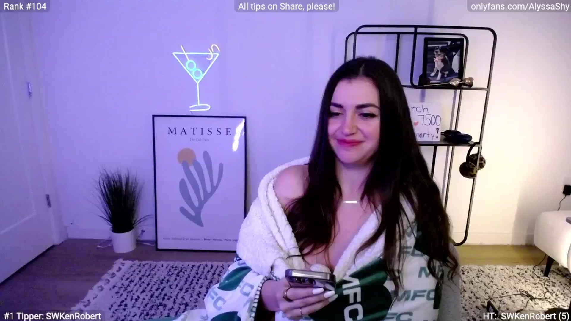 Gallery image thumbnail from AlyssaShy's myfreecams stream on, 03/17/2024, 07:17 image 18 of 20