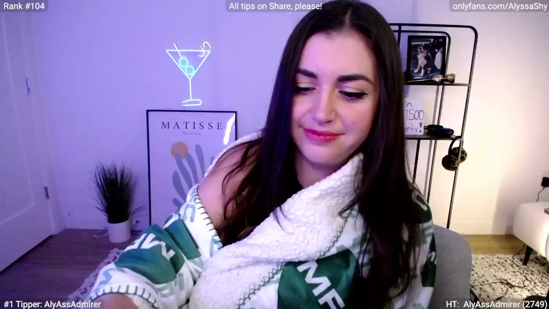 Gallery image thumbnail from AlyssaShy's myfreecams stream on, 03/17/2024, 07:17 image 8 of 20