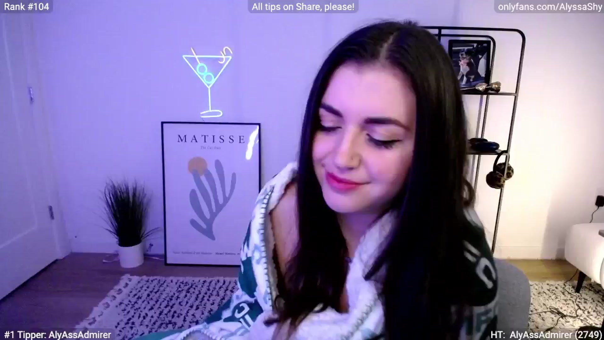 Gallery image thumbnail from AlyssaShy's myfreecams stream on, 03/17/2024, 07:17 image 13 of 20