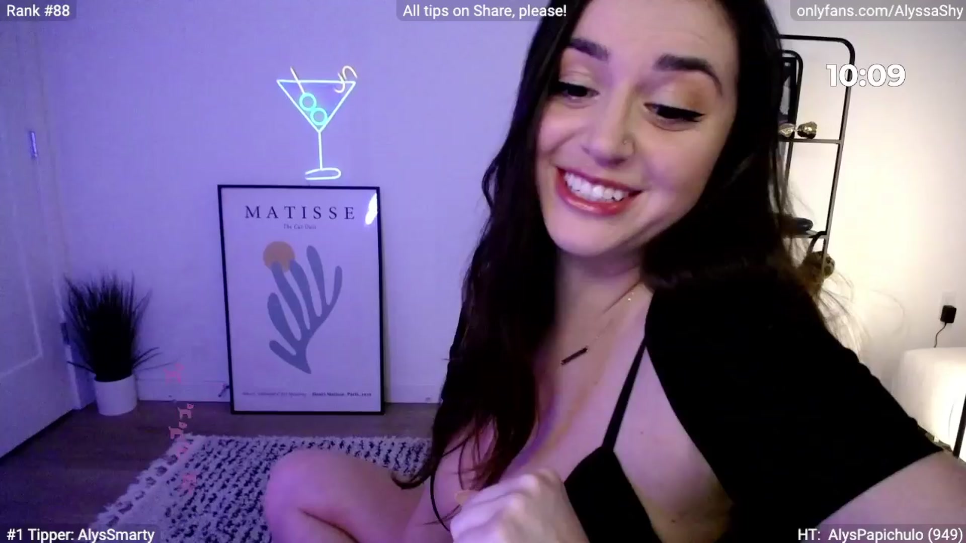 Gallery image thumbnail from AlyssaShy's myfreecams stream on, 03/24/2024, 24:01 image 11 of 20