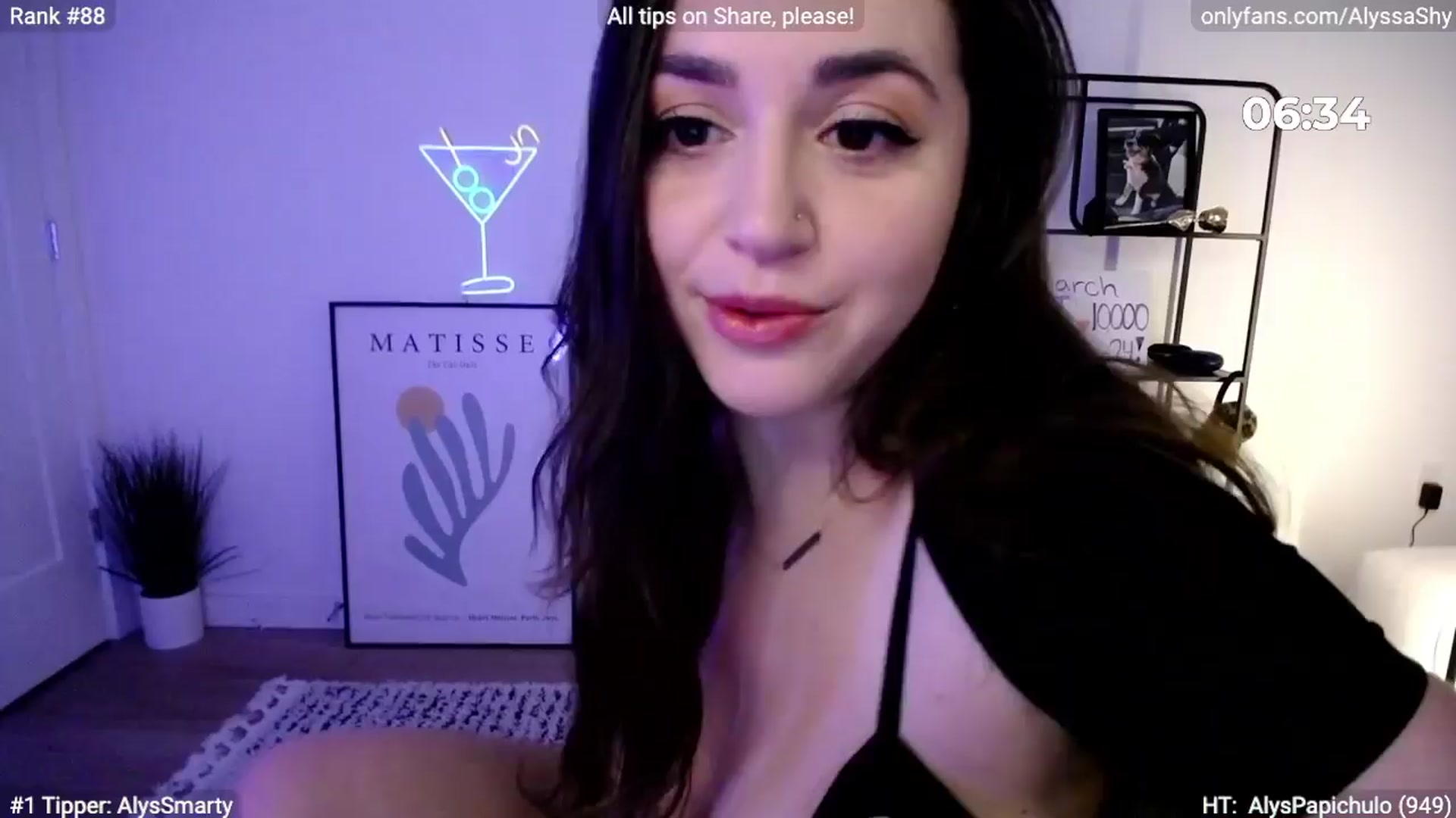 Gallery image thumbnail from AlyssaShy's myfreecams stream on, 03/24/2024, 24:01 image 16 of 20