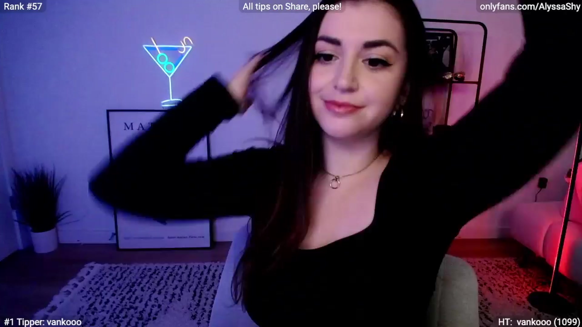Gallery image thumbnail from AlyssaShy's myfreecams stream on, 03/28/2024, 23:29 image 16 of 20