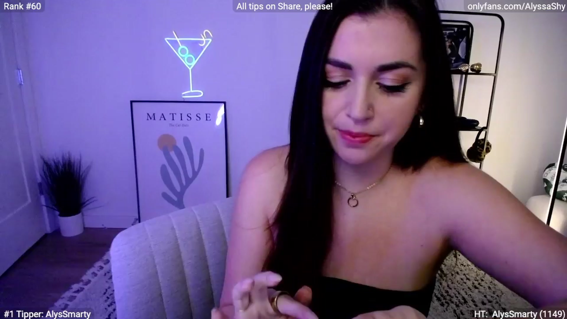 Gallery image thumbnail from AlyssaShy's myfreecams stream on, 03/31/2024, 24:13 image 15 of 20