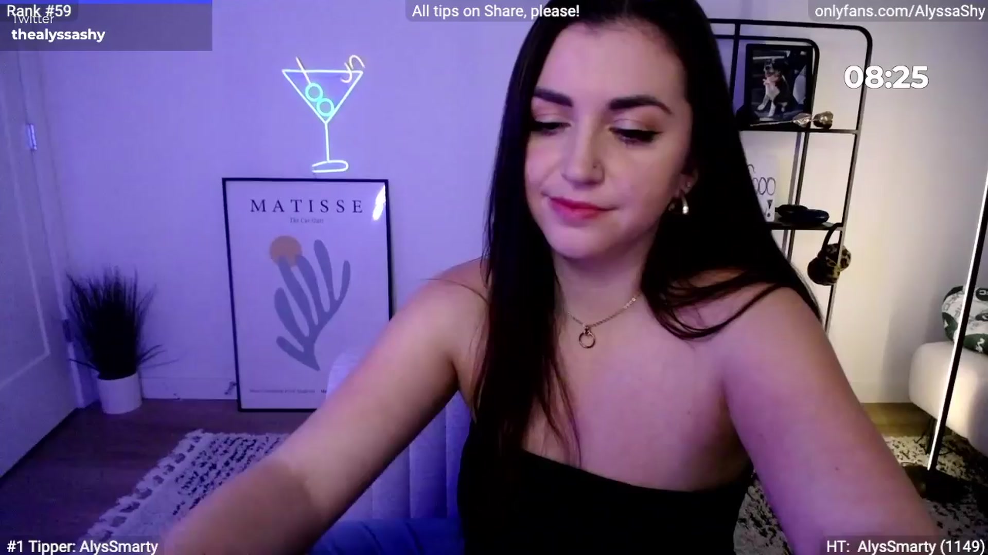 Gallery image thumbnail from AlyssaShy's myfreecams stream on, 03/31/2024, 24:13 image 17 of 20
