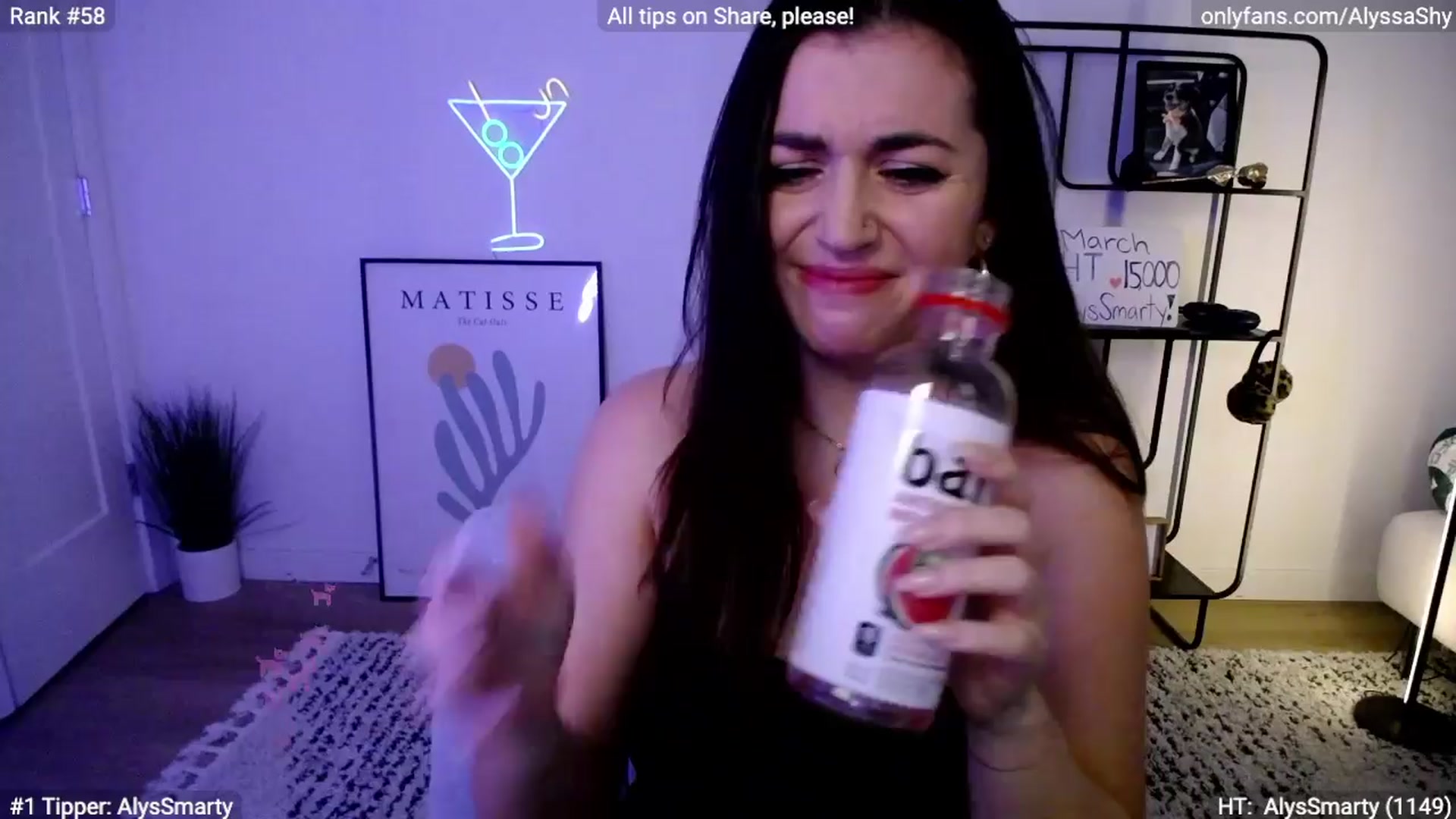 Gallery image thumbnail from AlyssaShy's myfreecams stream on, 03/31/2024, 24:54 image 9 of 20