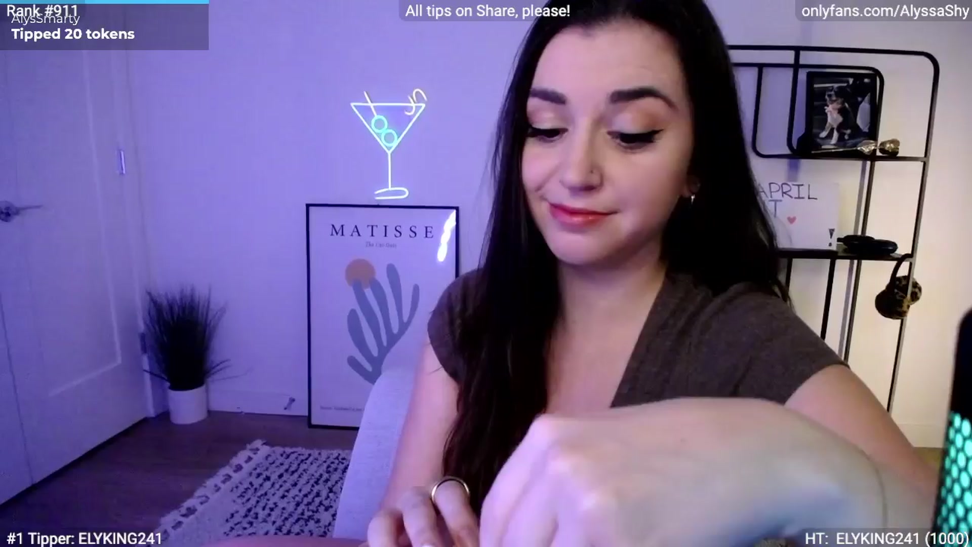 Gallery image thumbnail from AlyssaShy's myfreecams stream on, 04/02/2024, 24:36 image 6 of 20