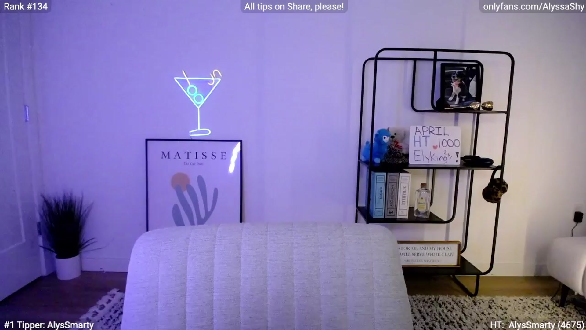 Gallery image thumbnail from AlyssaShy's myfreecams stream on, 04/02/2024, 23:07 image 16 of 20