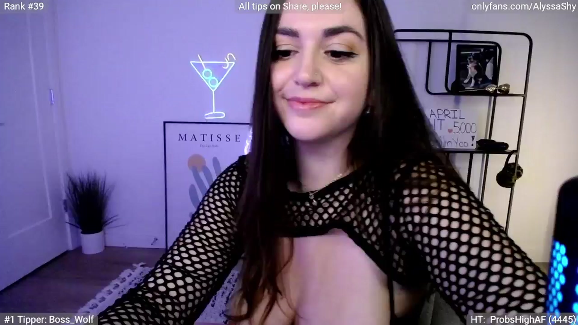Gallery image thumbnail from AlyssaShy's myfreecams stream on, 04/03/2024, 22:15 image 7 of 20