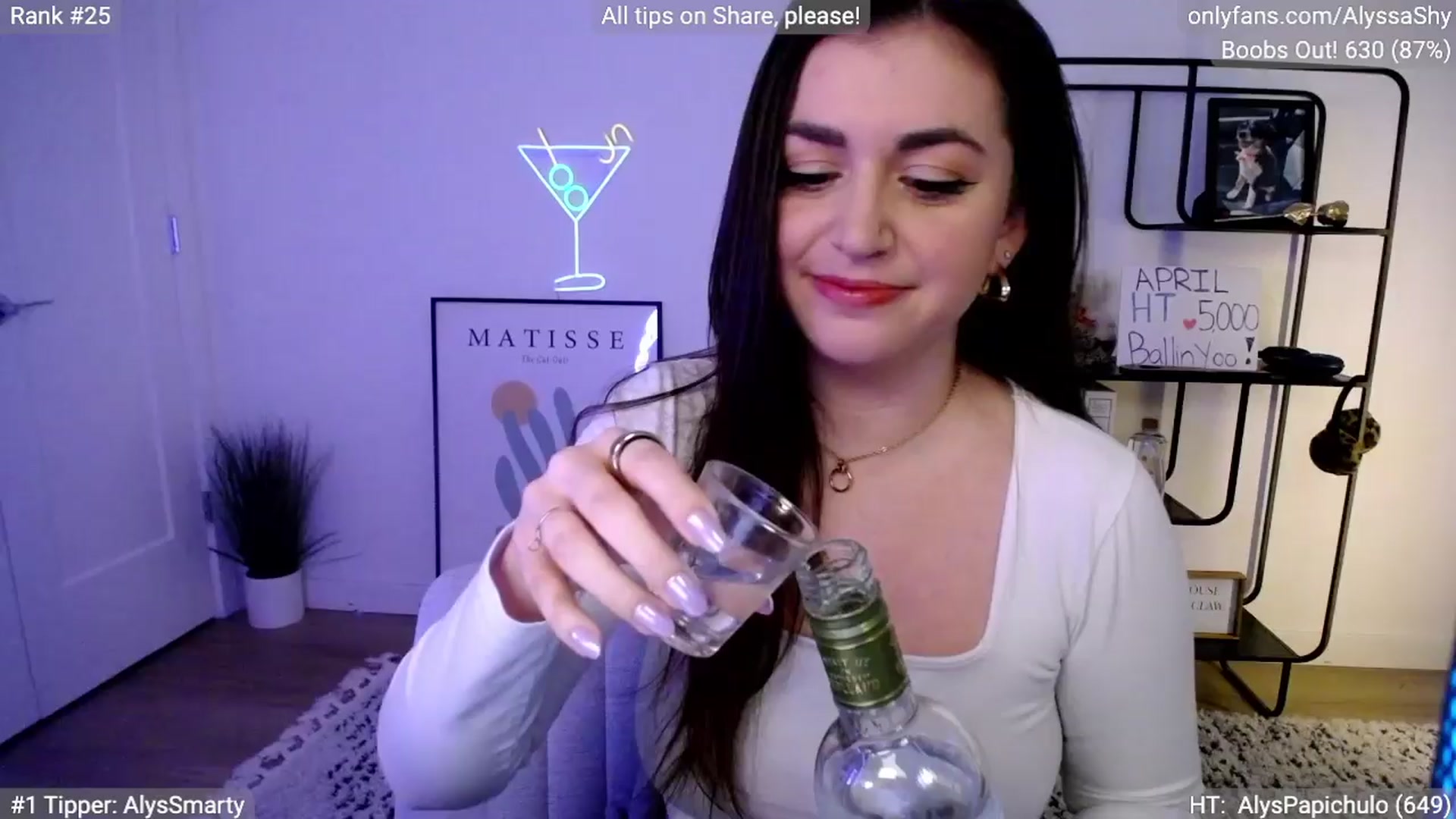 Gallery image thumbnail from AlyssaShy's myfreecams stream on, 04/06/2024, 22:47 image 17 of 20