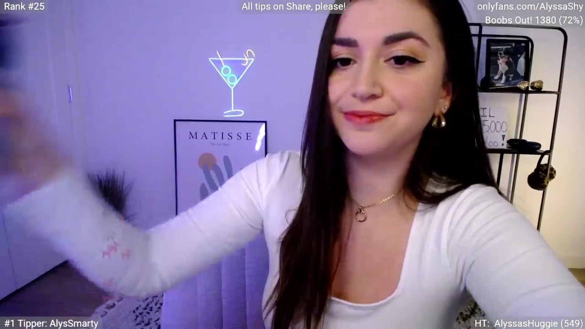 Gallery image thumbnail from AlyssaShy's myfreecams stream on, 04/06/2024, 22:47 image 6 of 20