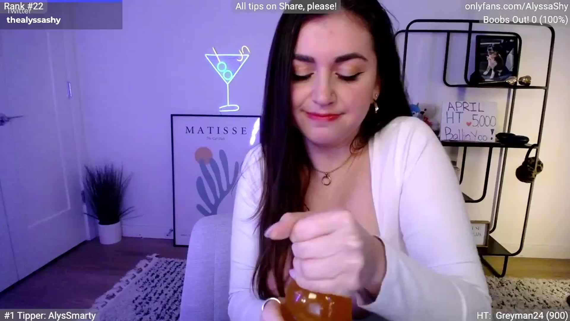Gallery image thumbnail from AlyssaShy's myfreecams stream on, 04/07/2024, 24:40 image 9 of 20