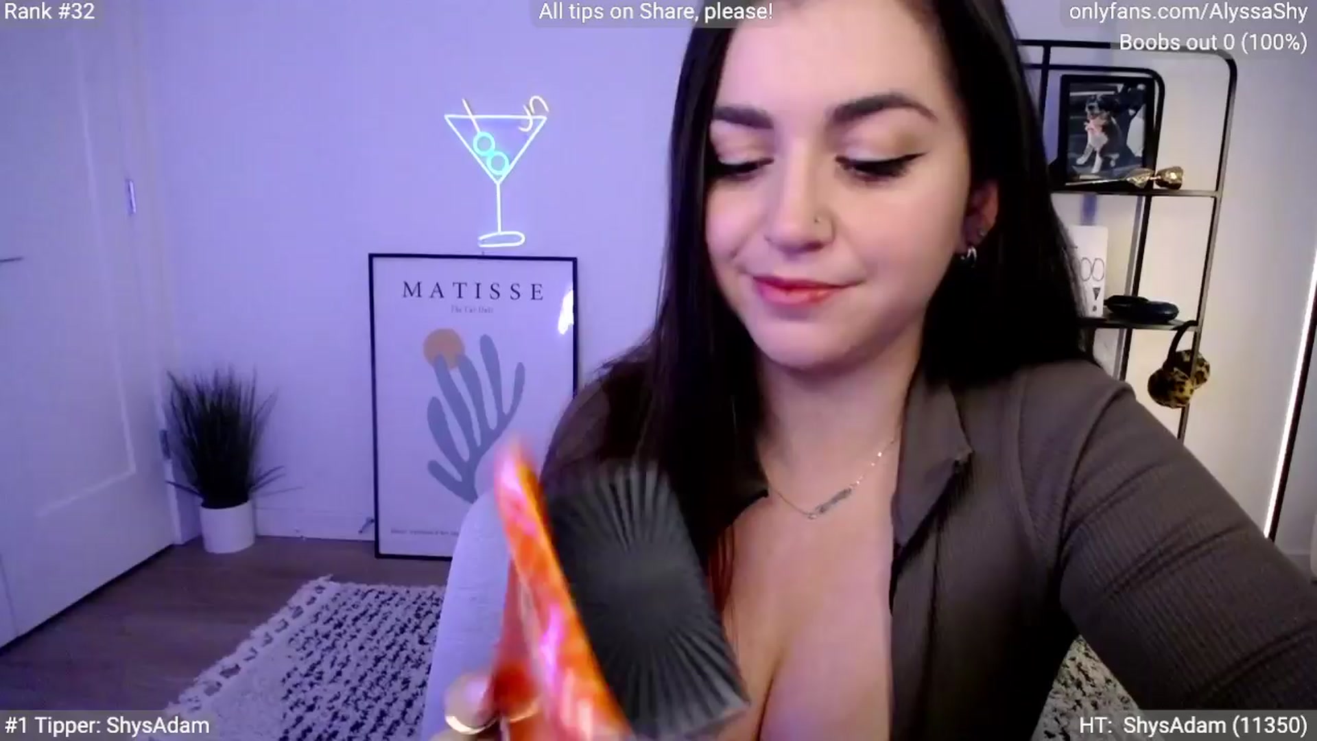 Gallery image thumbnail from AlyssaShy's myfreecams stream on, 04/09/2024, 23:14 image 2 of 20