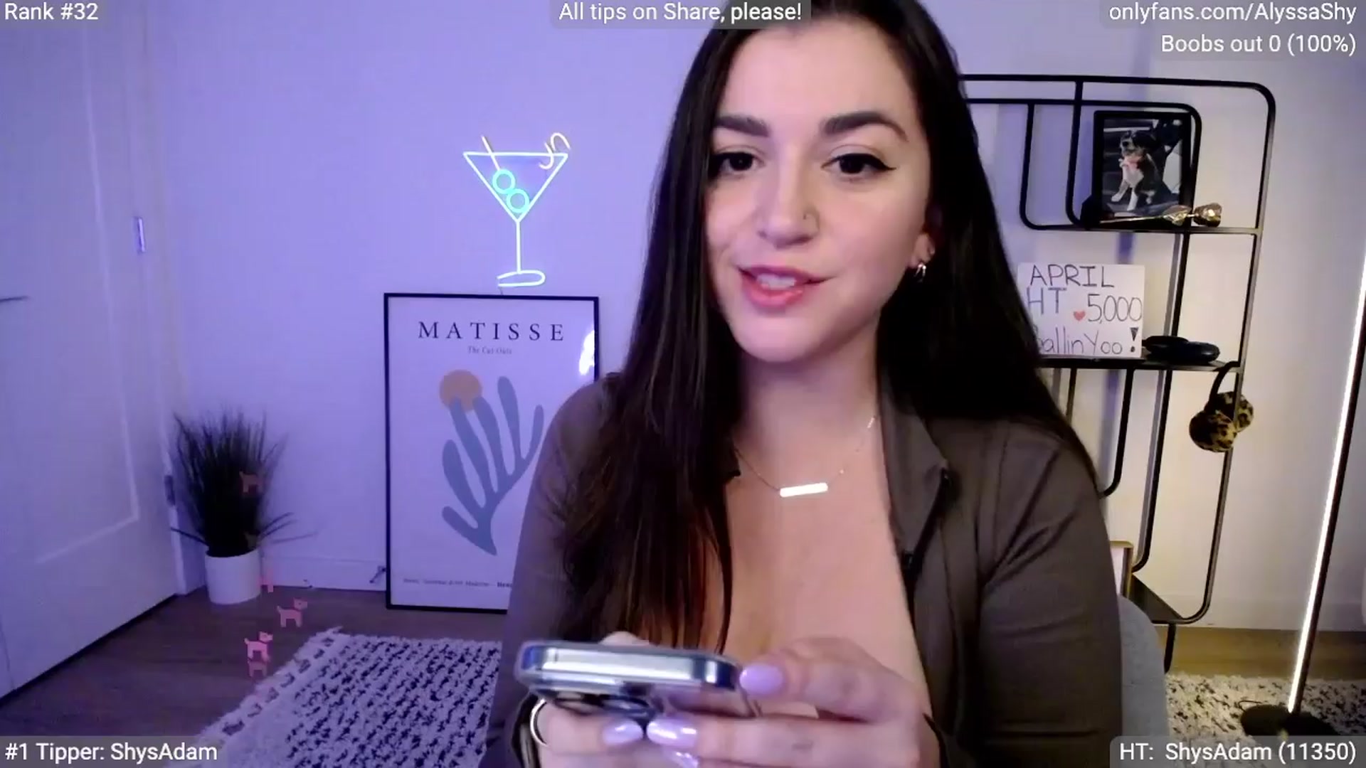 Gallery image thumbnail from AlyssaShy's myfreecams stream on, 04/09/2024, 23:14 image 13 of 20
