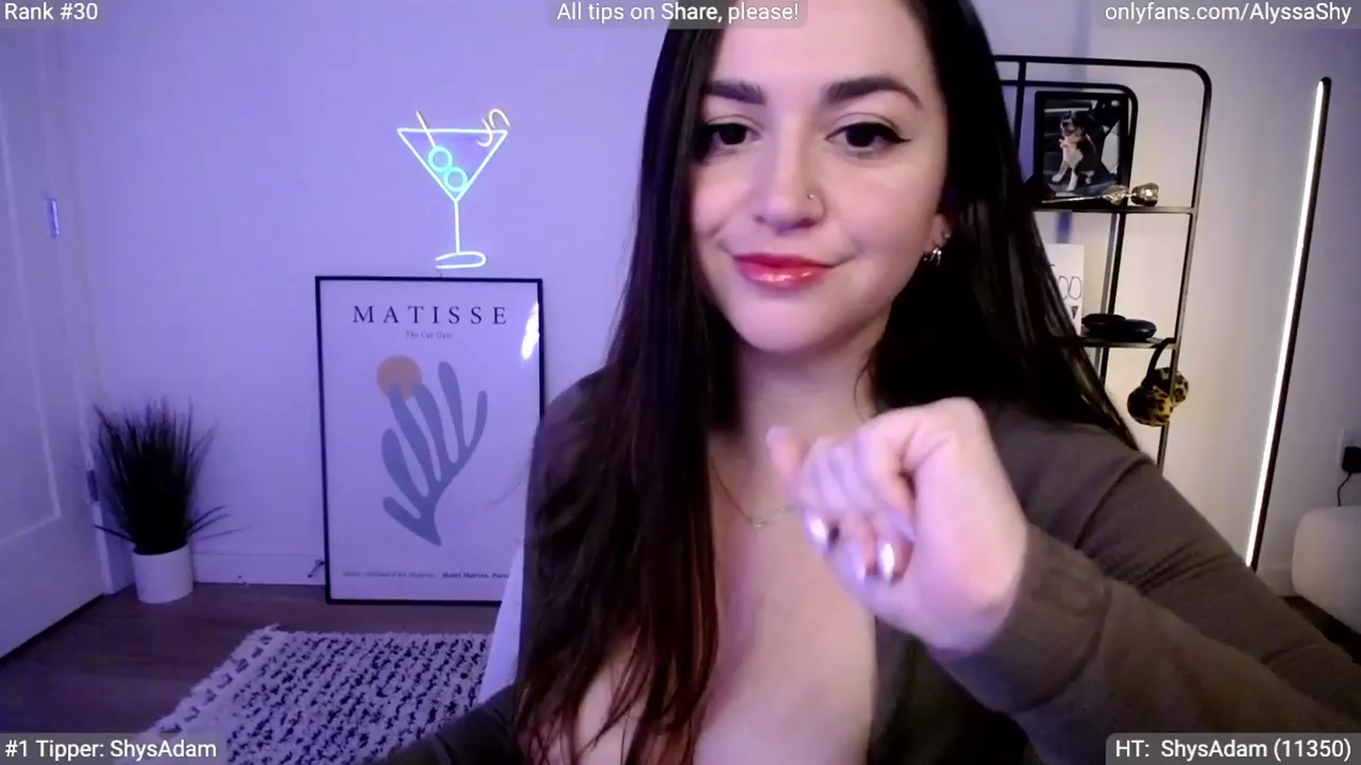 Gallery image thumbnail from AlyssaShy's myfreecams stream on, 04/09/2024, 23:56 image 6 of 20