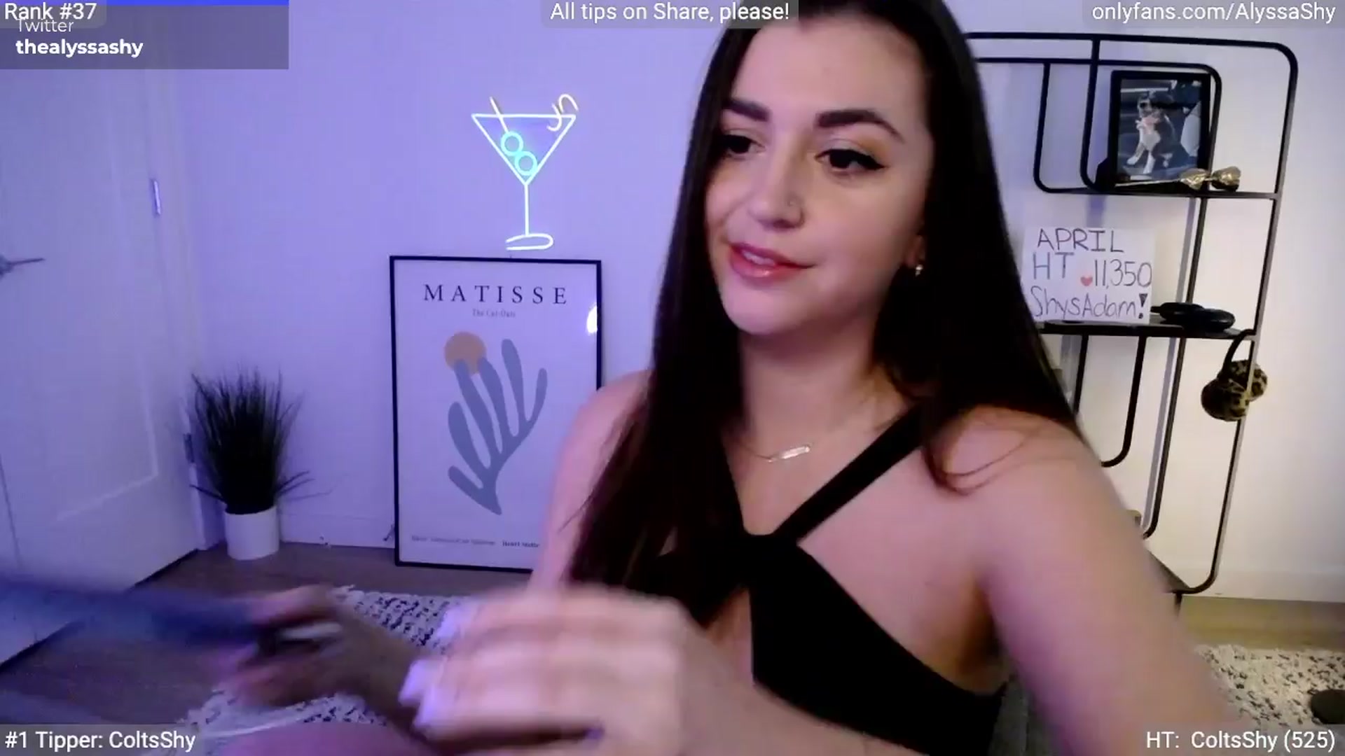 Gallery image thumbnail from AlyssaShy's myfreecams stream on, 04/12/2024, 21:31 image 4 of 20
