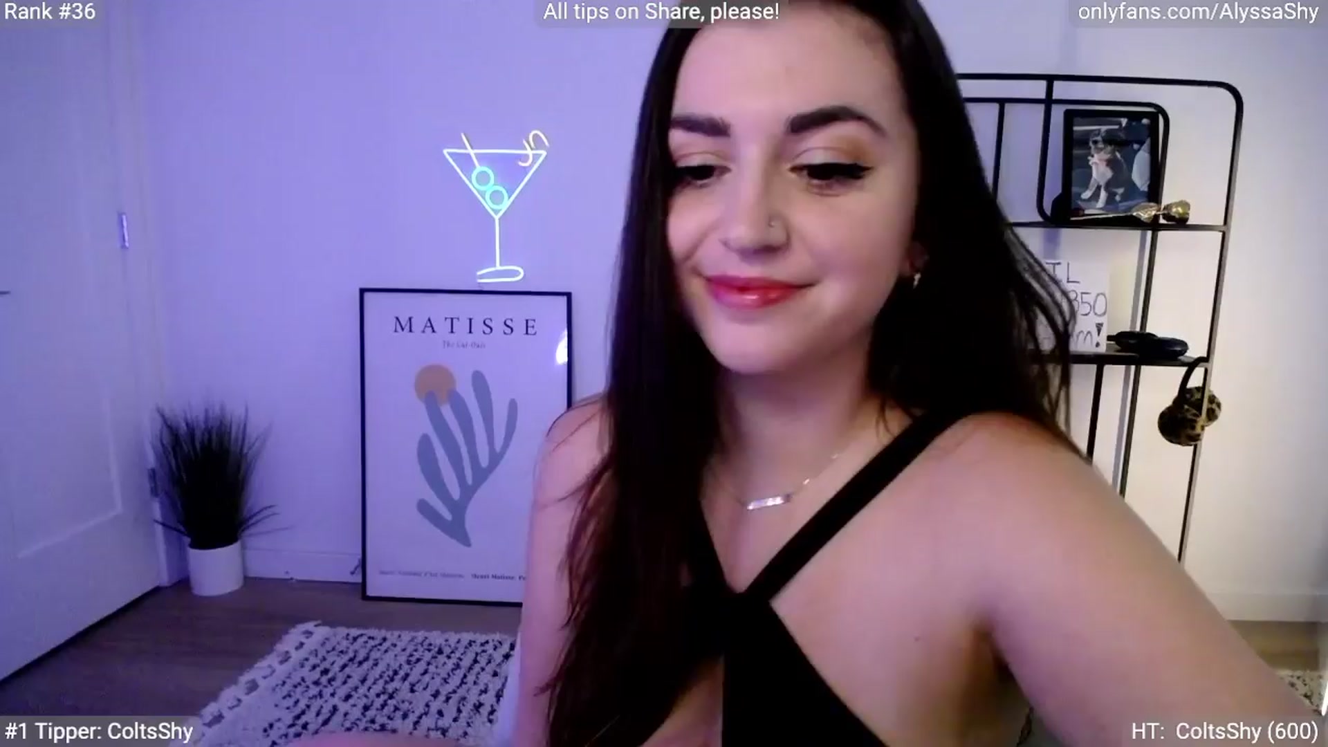 Gallery image thumbnail from AlyssaShy's myfreecams stream on, 04/12/2024, 22:27 image 1 of 20