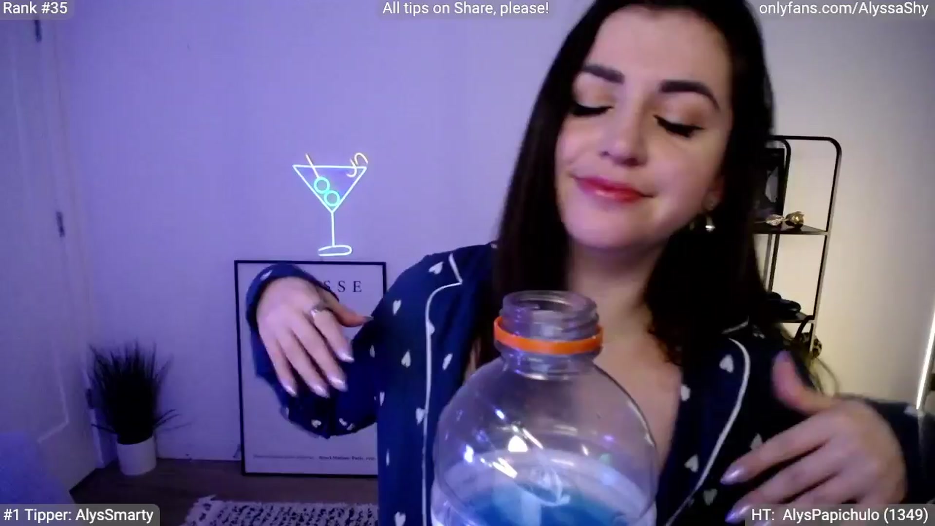 Gallery image thumbnail from AlyssaShy's myfreecams stream on, 04/14/2024, 04:45 image 7 of 20