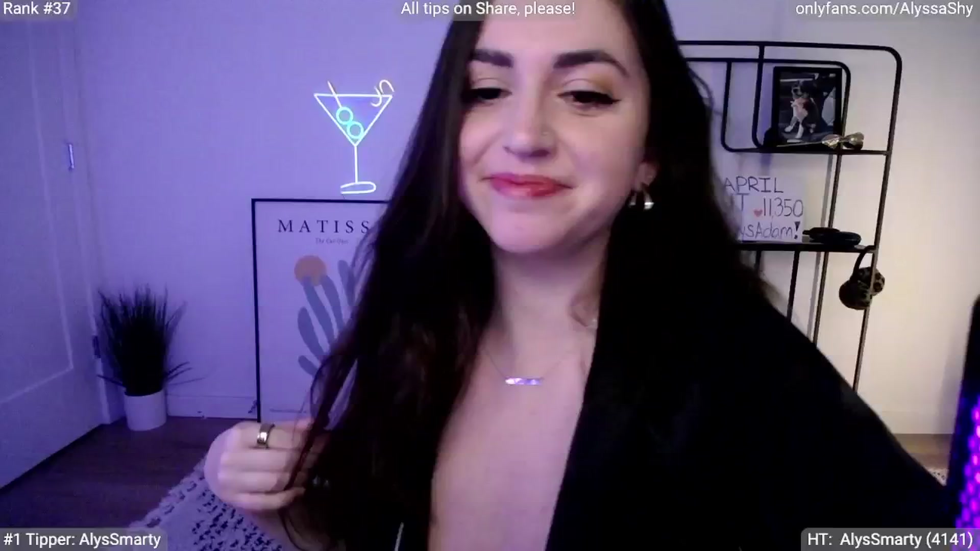 Gallery image thumbnail from AlyssaShy's myfreecams stream on, 04/18/2024, 23:32 image 15 of 20