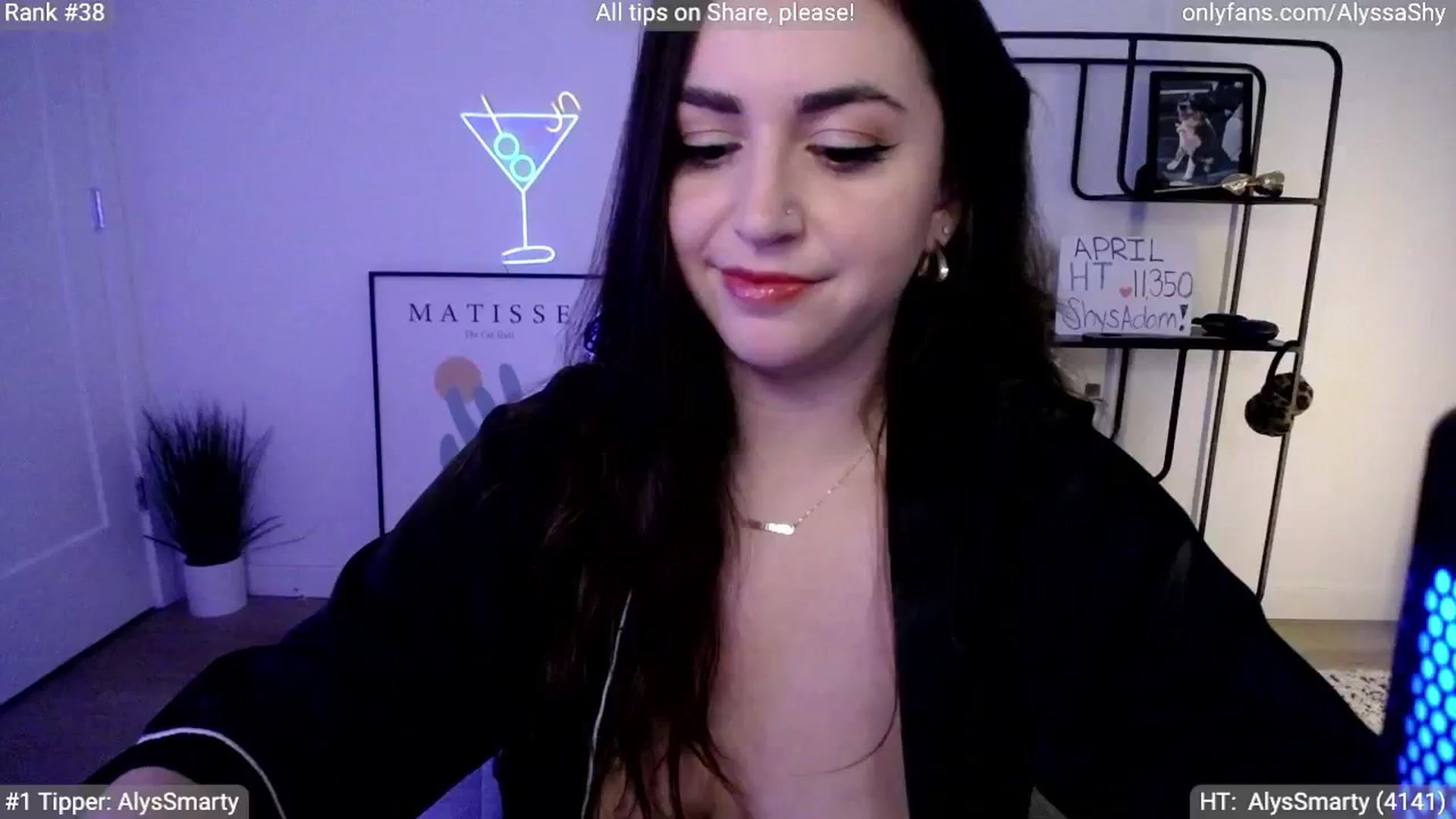 Gallery image thumbnail from AlyssaShy's myfreecams stream on, 04/18/2024, 23:32 image 6 of 20
