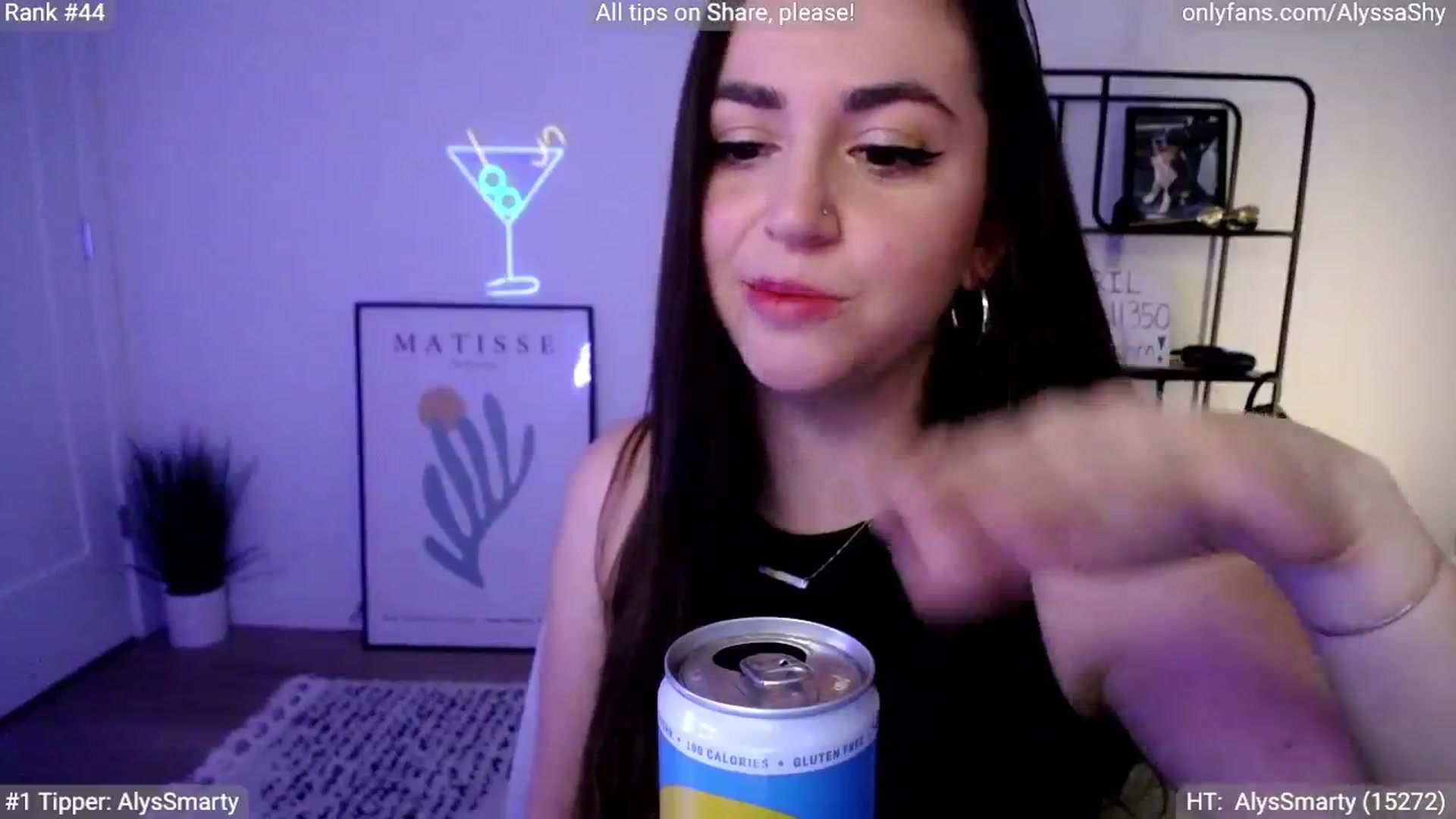 Gallery image thumbnail from AlyssaShy's myfreecams stream on, 04/21/2024, 01:38 image 4 of 20