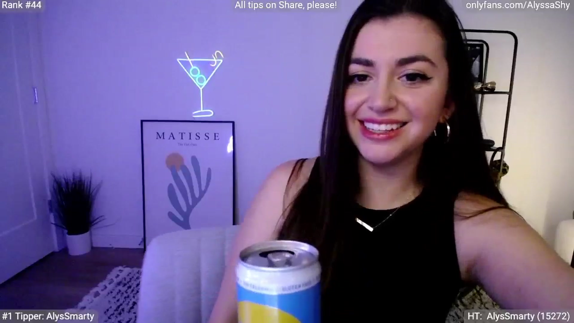 Gallery image thumbnail from AlyssaShy's myfreecams stream on, 04/21/2024, 01:38 image 5 of 20