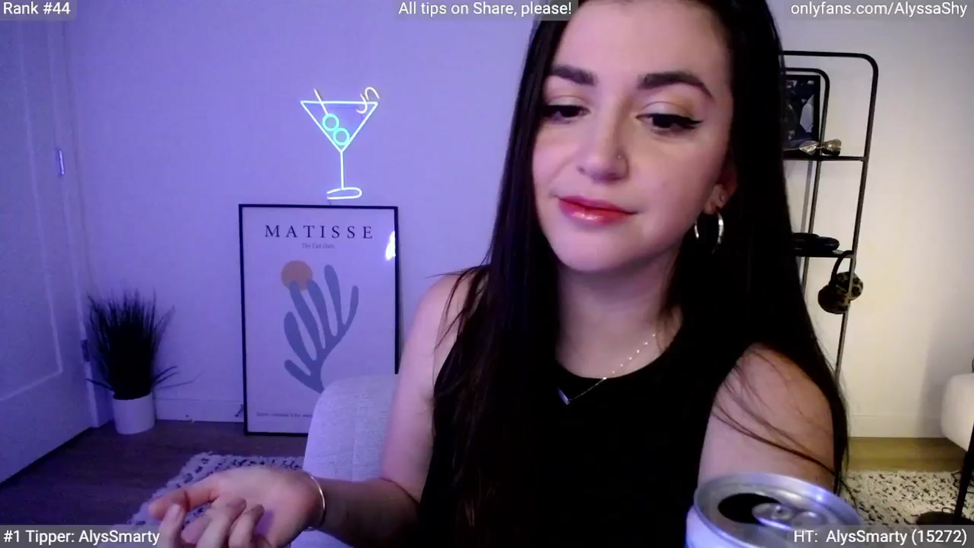Gallery image thumbnail from AlyssaShy's myfreecams stream on, 04/21/2024, 01:38 image 1 of 20