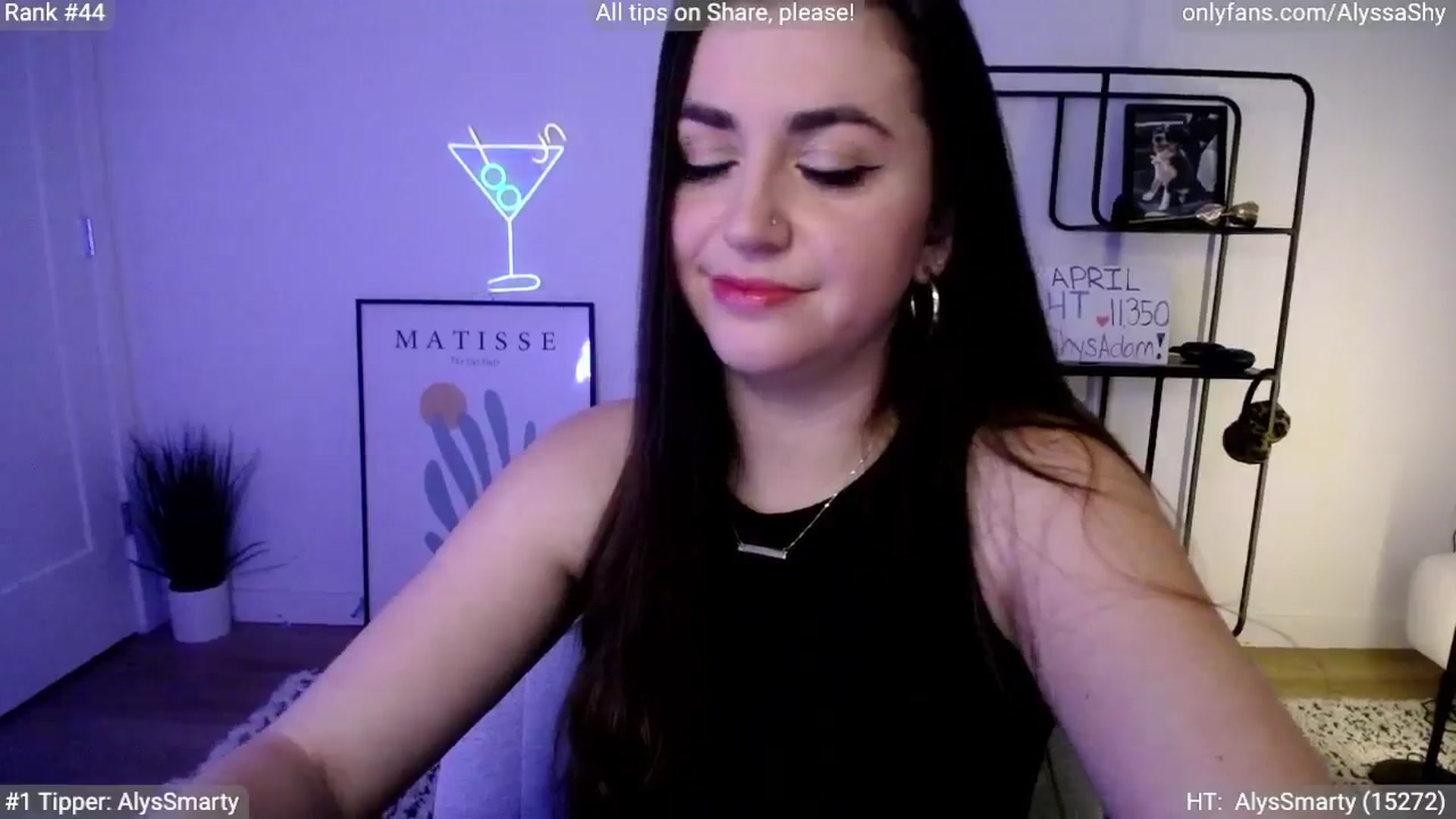 Gallery image thumbnail from AlyssaShy's myfreecams stream on, 04/21/2024, 01:38 image 10 of 20