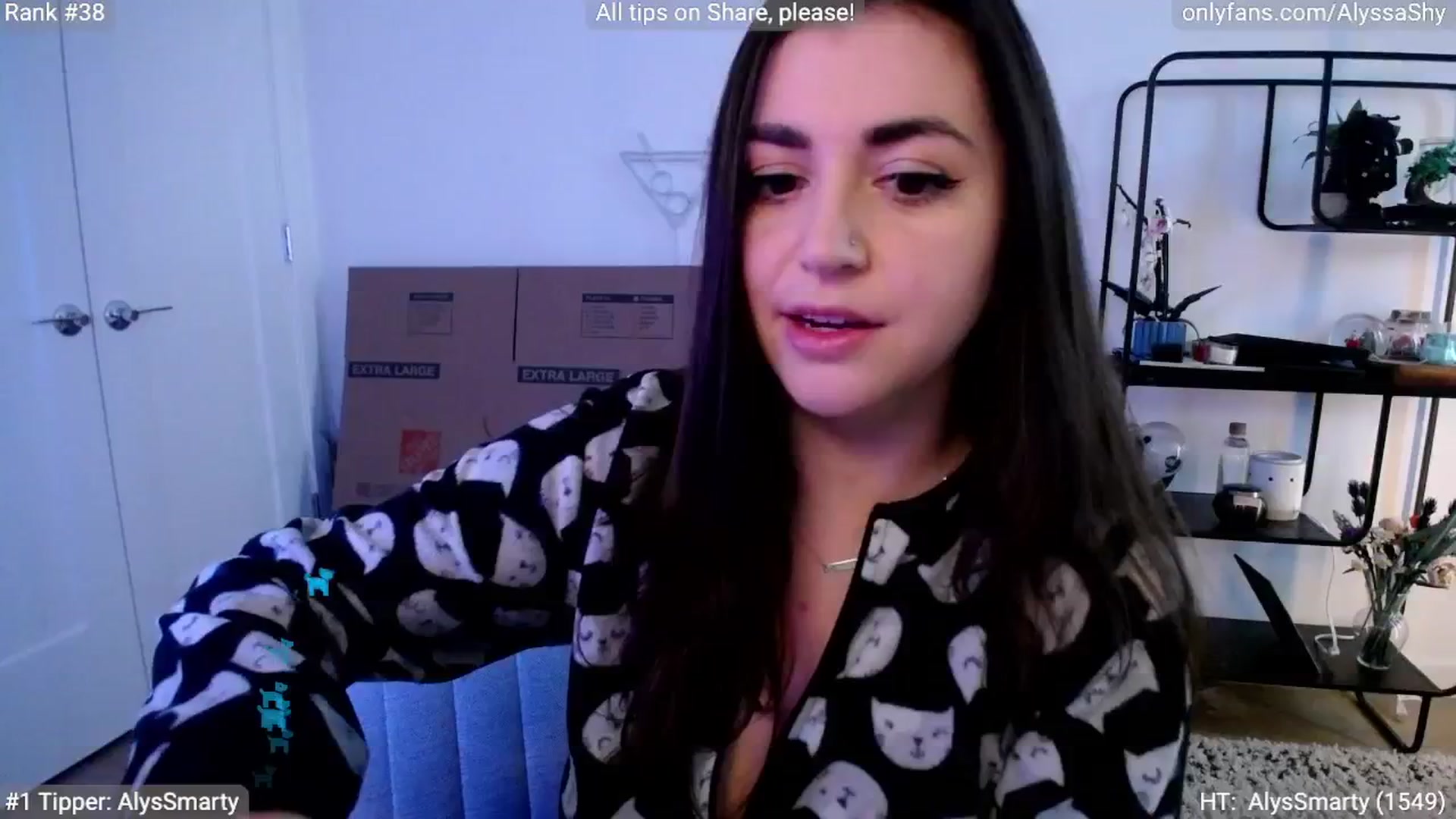 Gallery image thumbnail from AlyssaShy's myfreecams stream on, 05/01/2024, 22:23 image 8 of 20