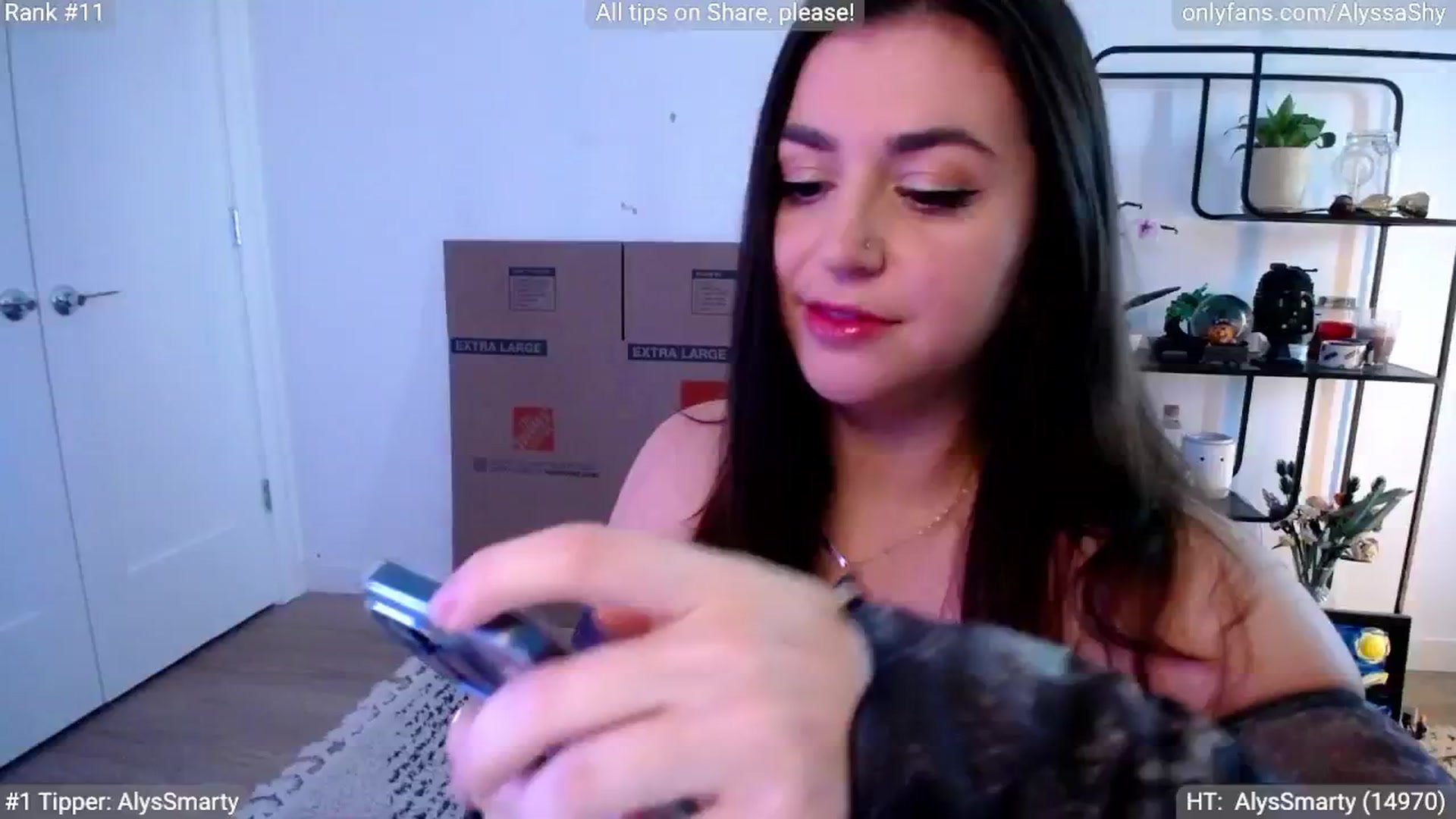 Gallery image thumbnail from AlyssaShy's myfreecams stream on, 05/02/2024, 22:38 image 15 of 20