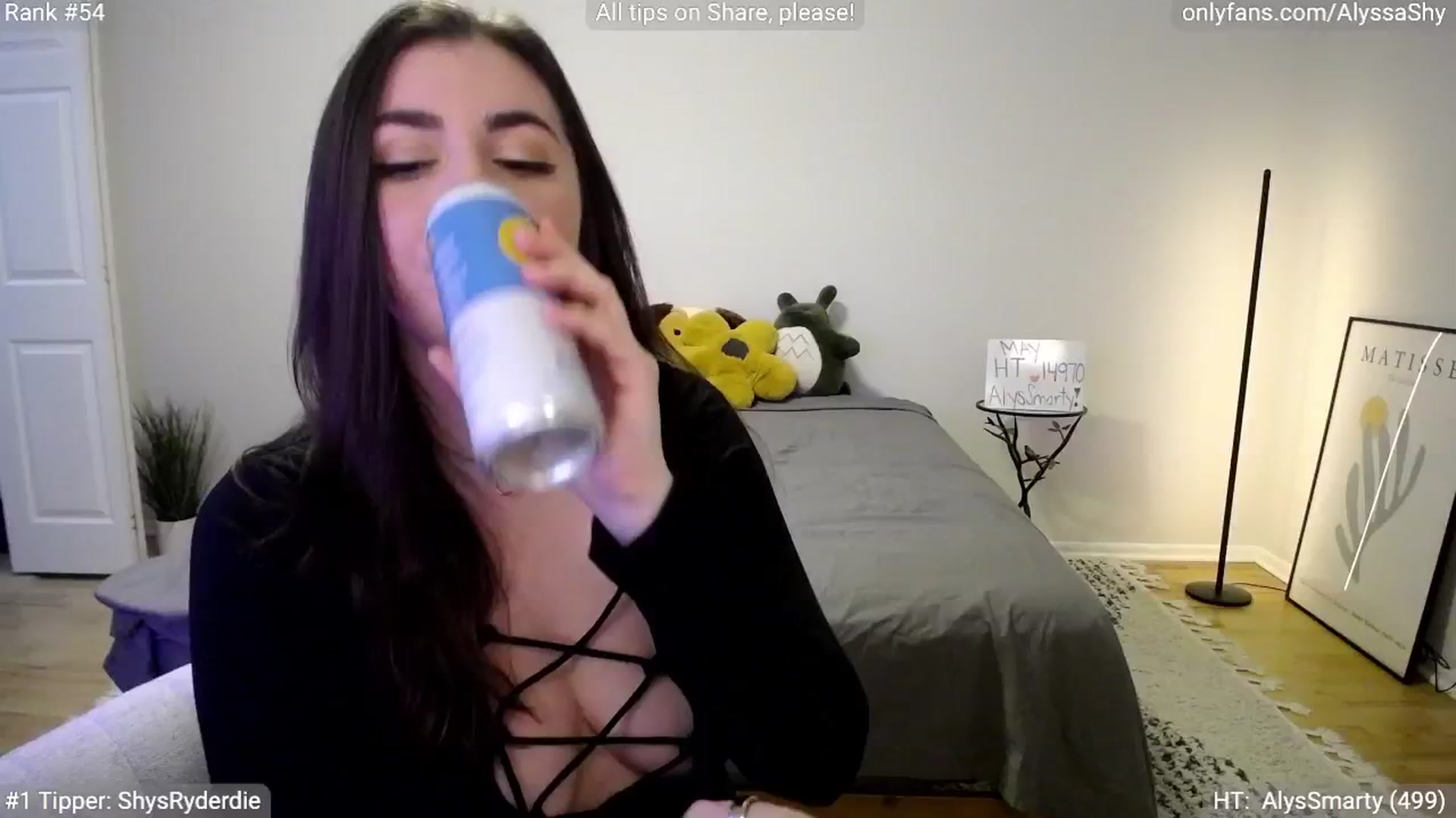 Gallery image thumbnail from AlyssaShy's myfreecams stream on, 05/04/2024, 23:39 image 19 of 20