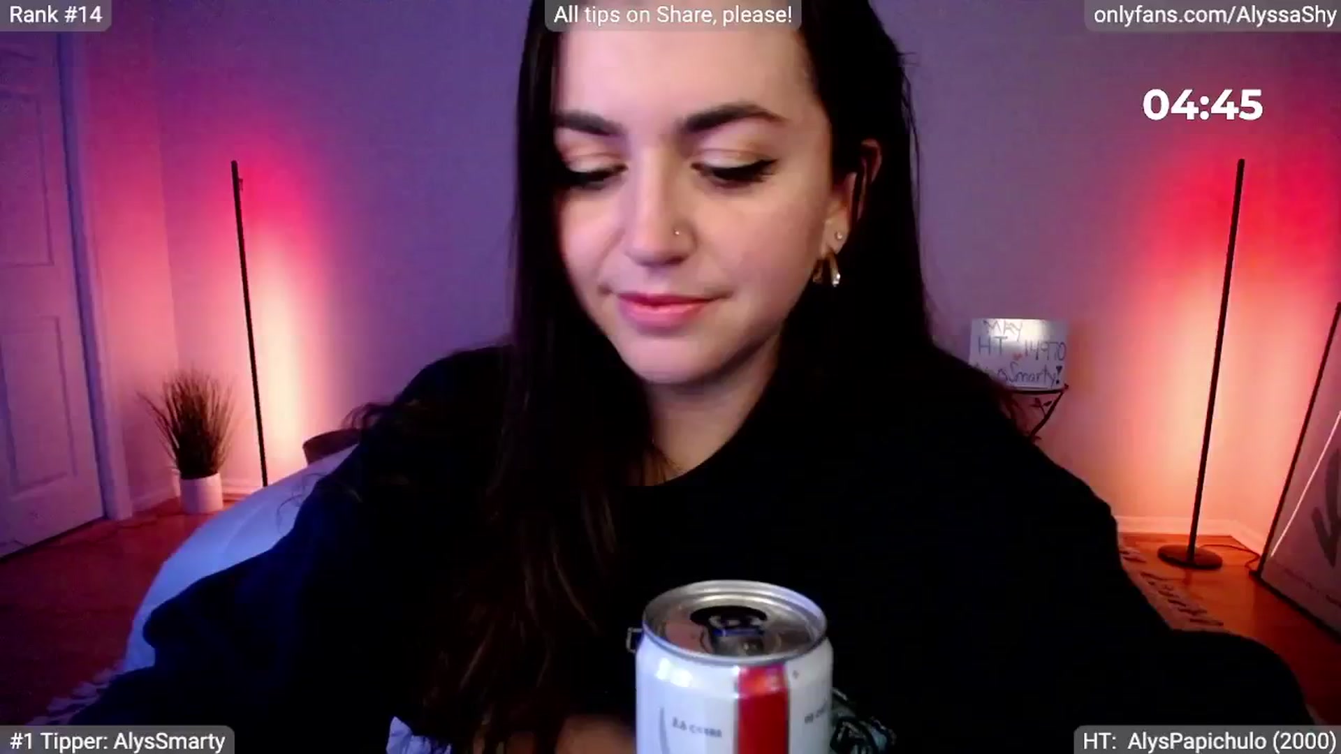 Gallery image thumbnail from AlyssaShy's myfreecams stream on, 05/06/2024, 05:03 image 15 of 20