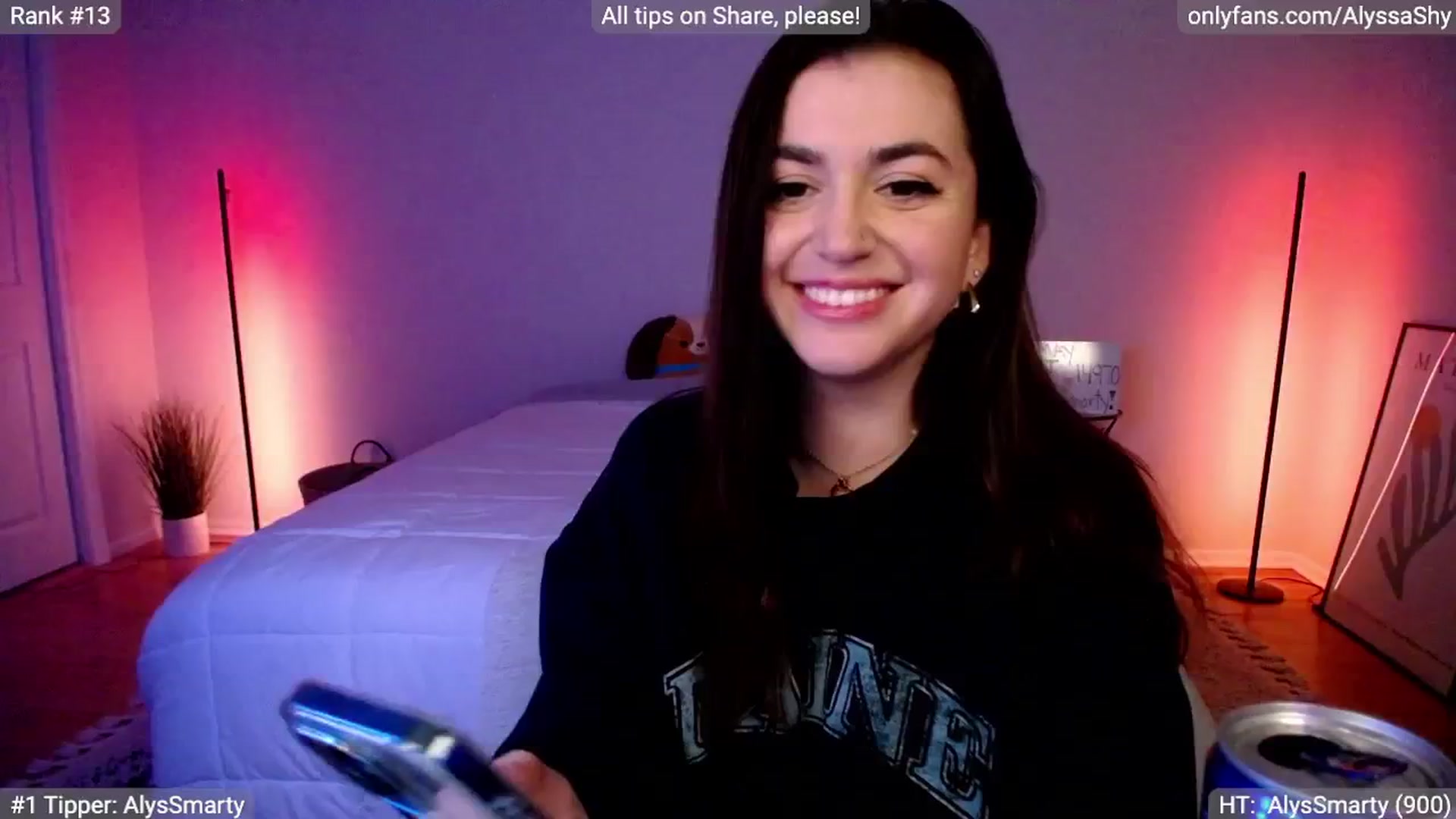 Gallery image thumbnail from AlyssaShy's myfreecams stream on, 05/06/2024, 05:03 image 5 of 20