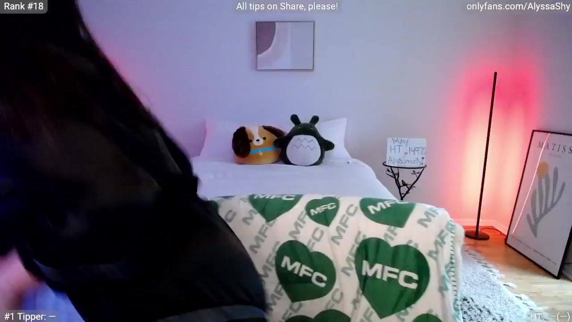 Gallery image thumbnail from AlyssaShy's myfreecams stream on, 05/13/2024, 23:22 image 1 of 20