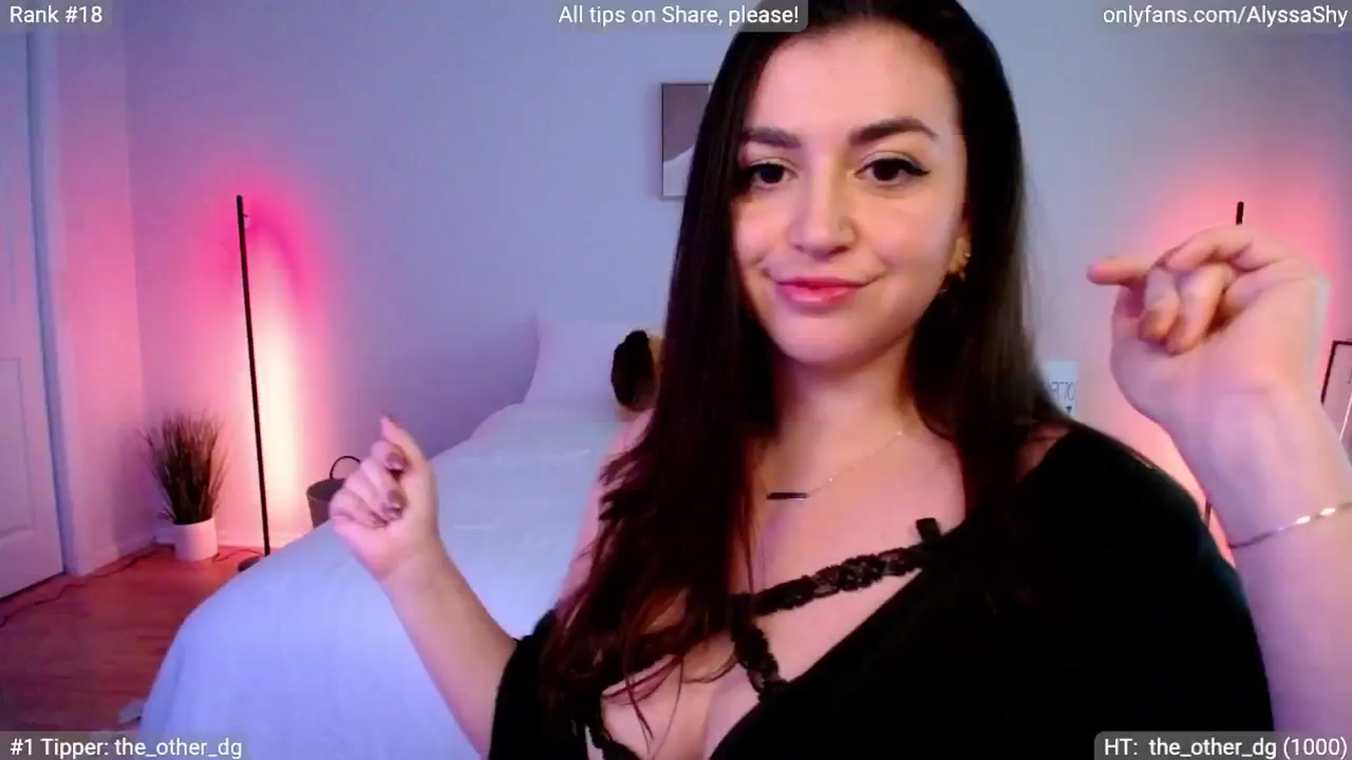 Gallery image thumbnail from AlyssaShy's myfreecams stream on, 05/15/2024, 22:25 image 1 of 20