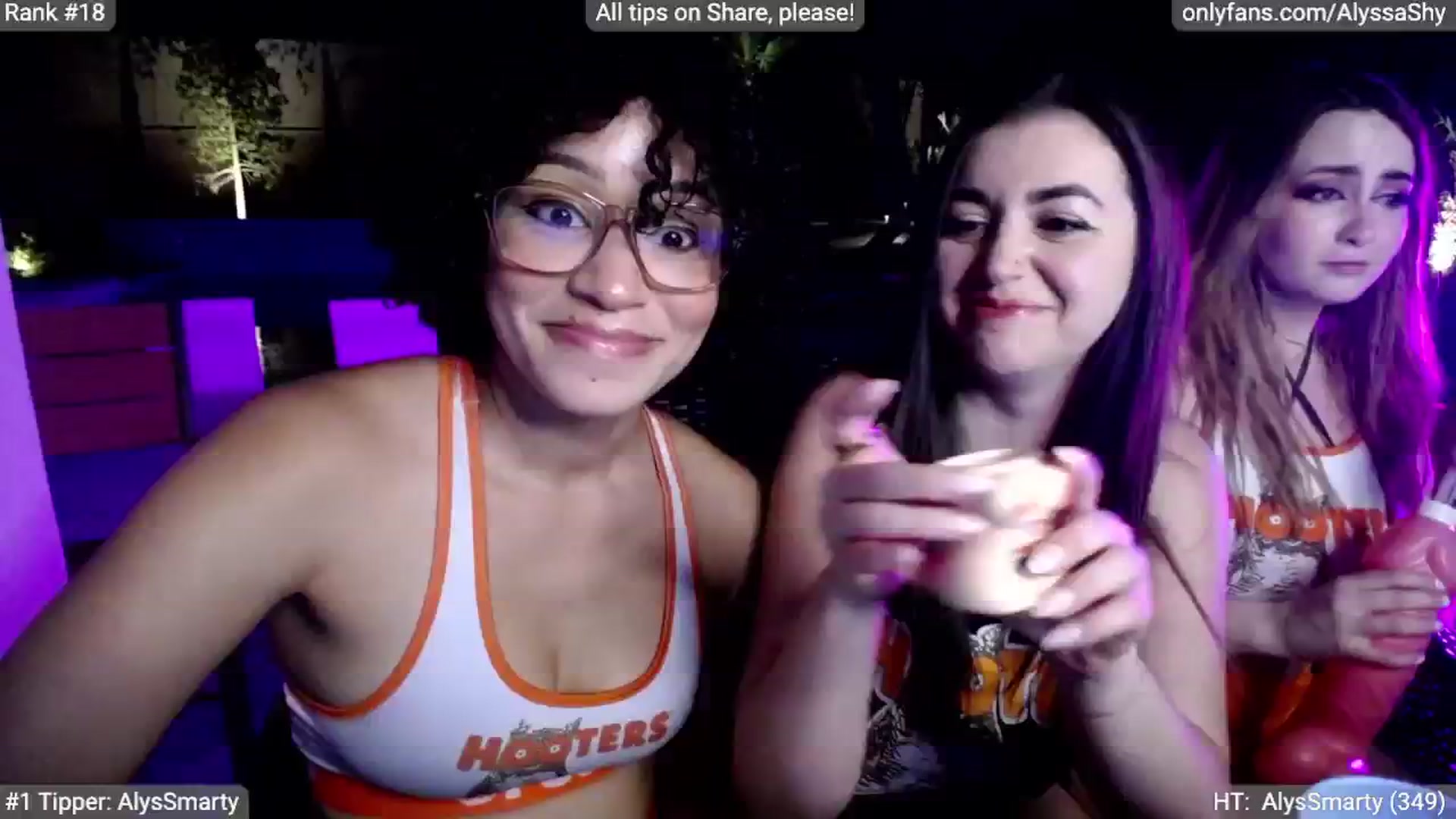 Gallery image thumbnail from AlyssaShy's myfreecams stream on, 05/18/2024, 05:30 image 2 of 20