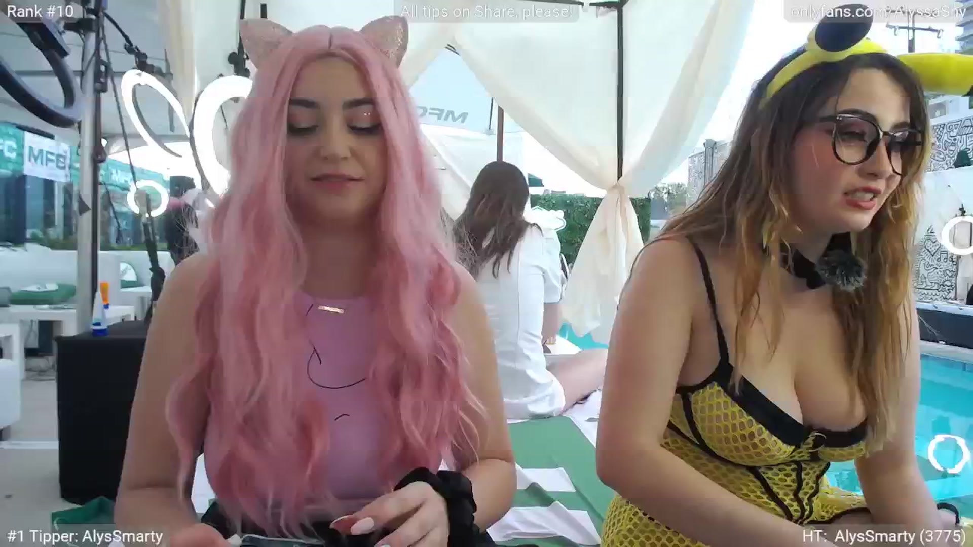 Gallery image thumbnail from AlyssaShy's myfreecams stream on, 05/21/2024, 24:49 image 19 of 20