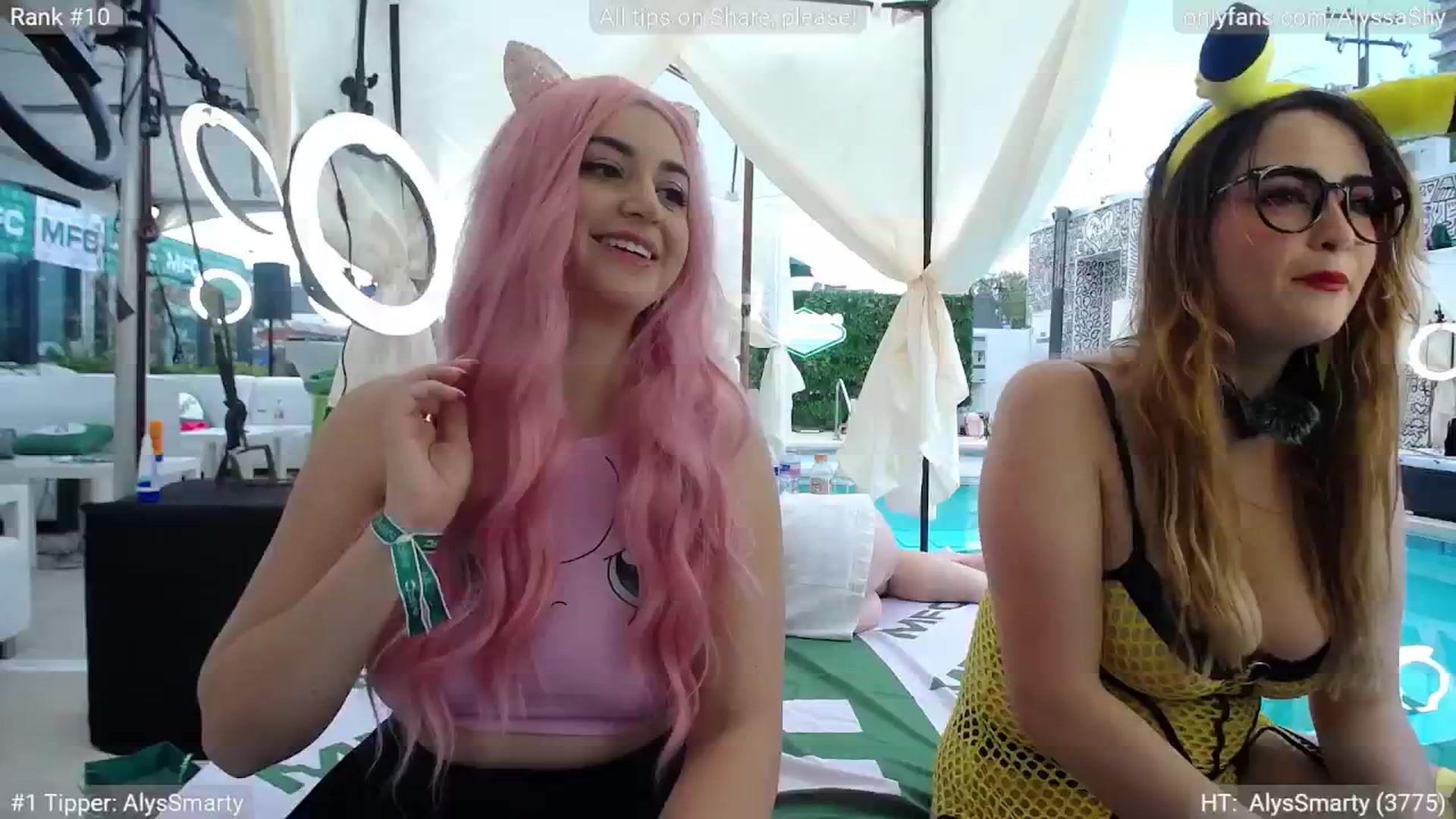 Gallery image thumbnail from AlyssaShy's myfreecams stream on, 05/21/2024, 24:49 image 13 of 20