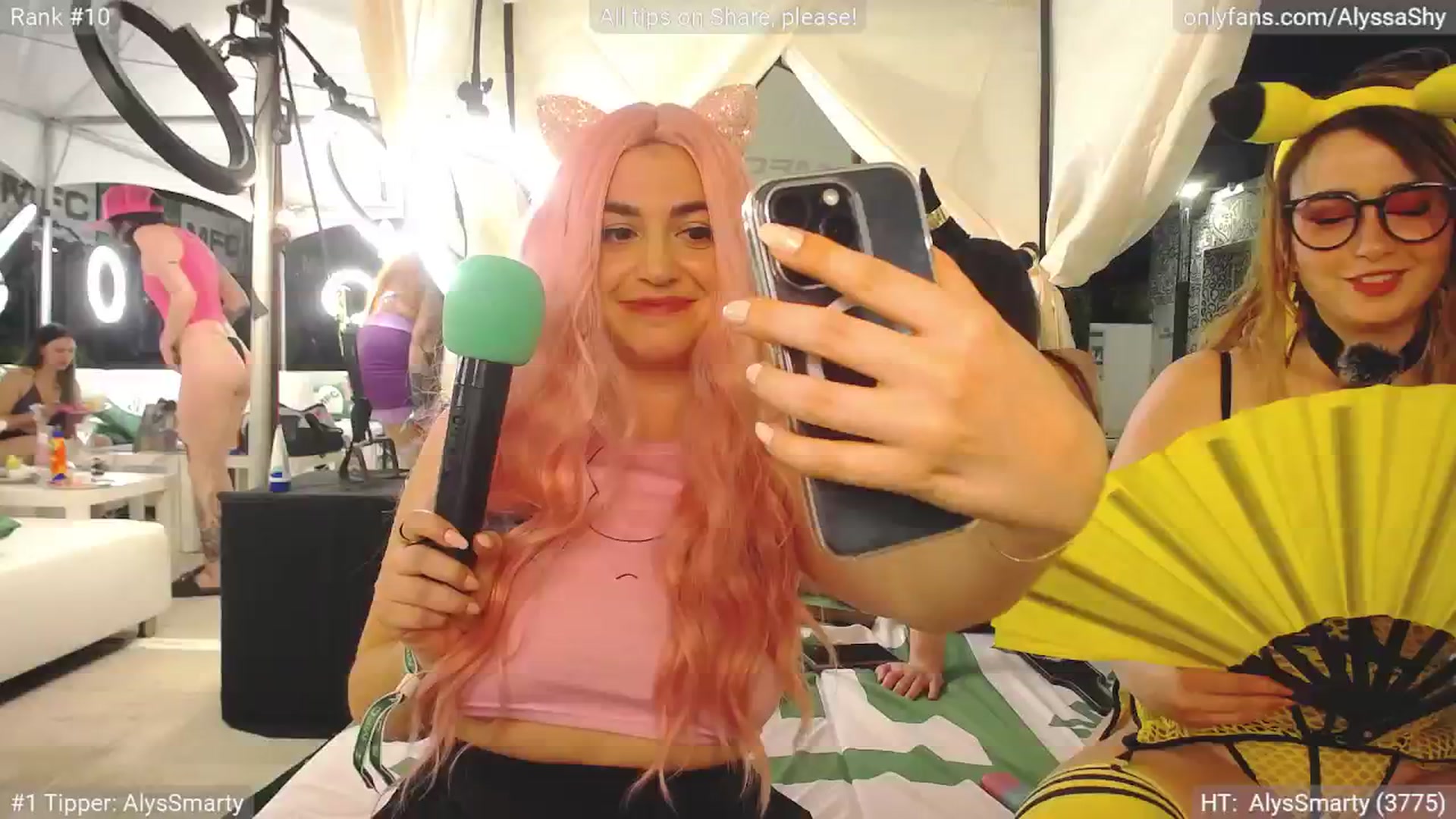 Gallery image thumbnail from AlyssaShy's myfreecams stream on, 05/21/2024, 03:19 image 5 of 20