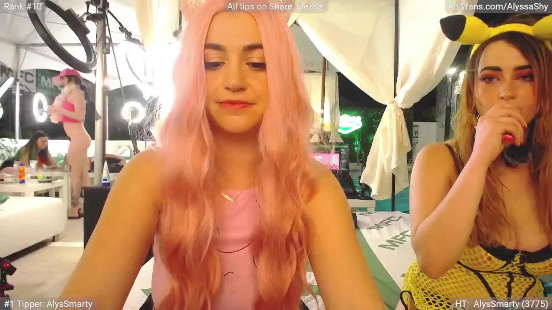 Gallery image thumbnail from AlyssaShy's myfreecams stream on, 05/21/2024, 03:19 image 19 of 20