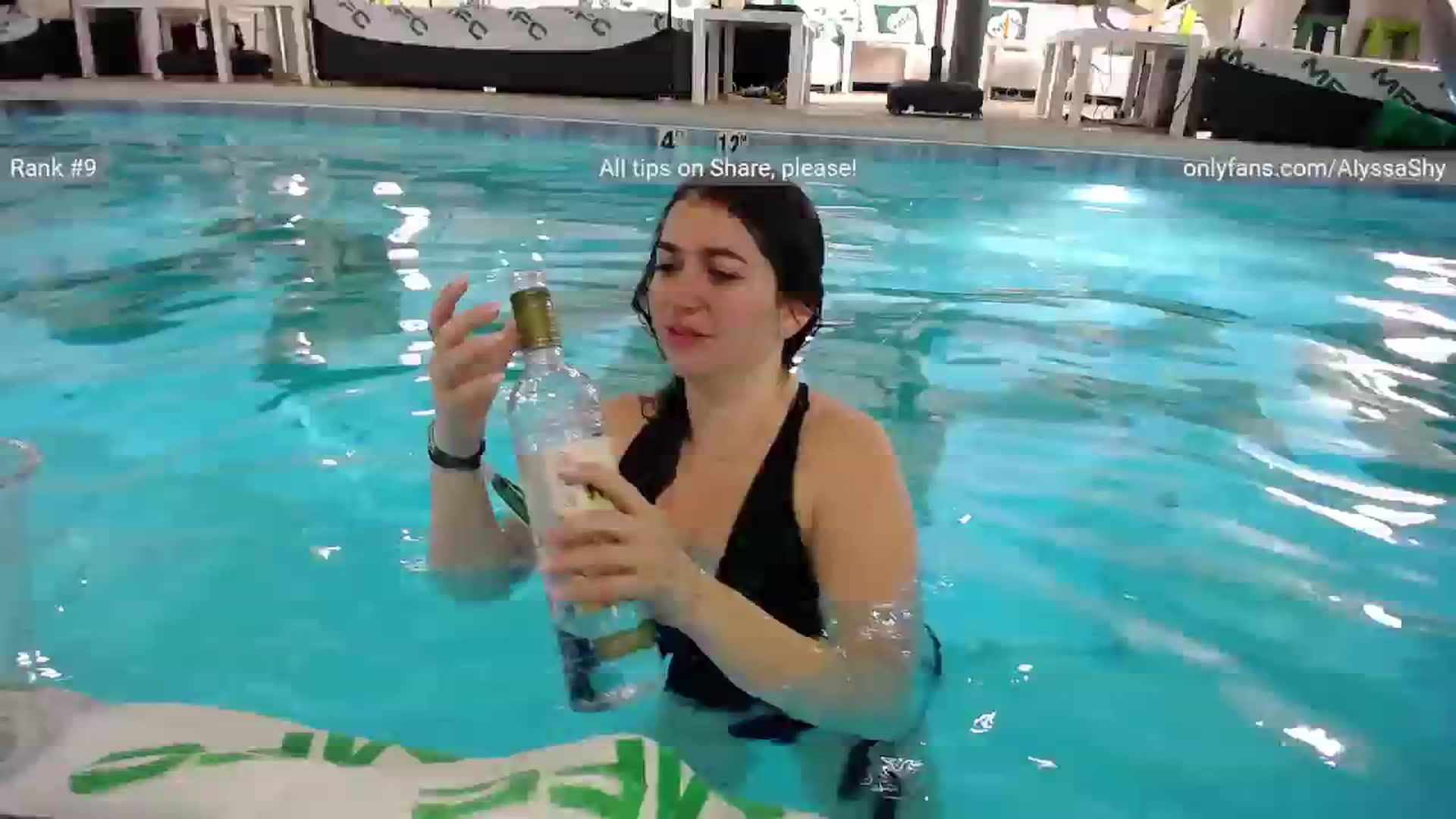 Gallery image thumbnail from AlyssaShy's myfreecams stream on, 05/21/2024, 12:11 image 16 of 20