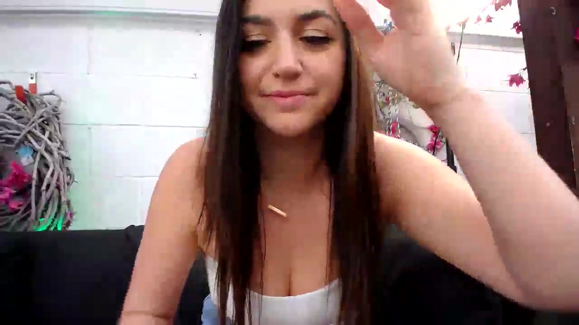 Gallery image thumbnail from AlyssaShy's myfreecams stream on, 05/22/2024, 01:09 image 19 of 20