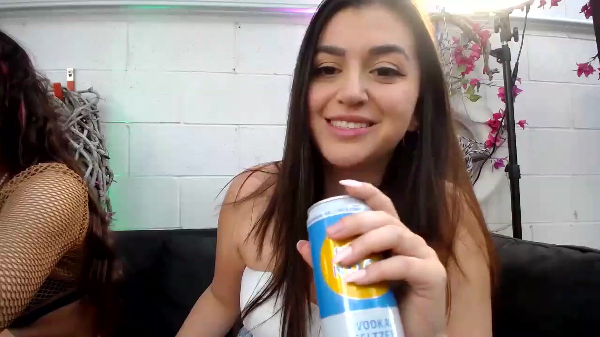 Gallery image thumbnail from AlyssaShy's myfreecams stream on, 05/22/2024, 02:44 image 7 of 20