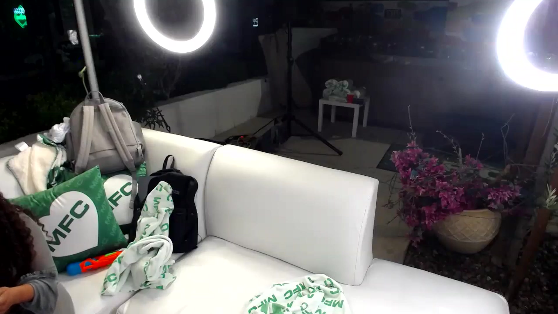 Gallery image thumbnail from AlyssaShy's myfreecams stream on, 05/22/2024, 08:09 image 4 of 20