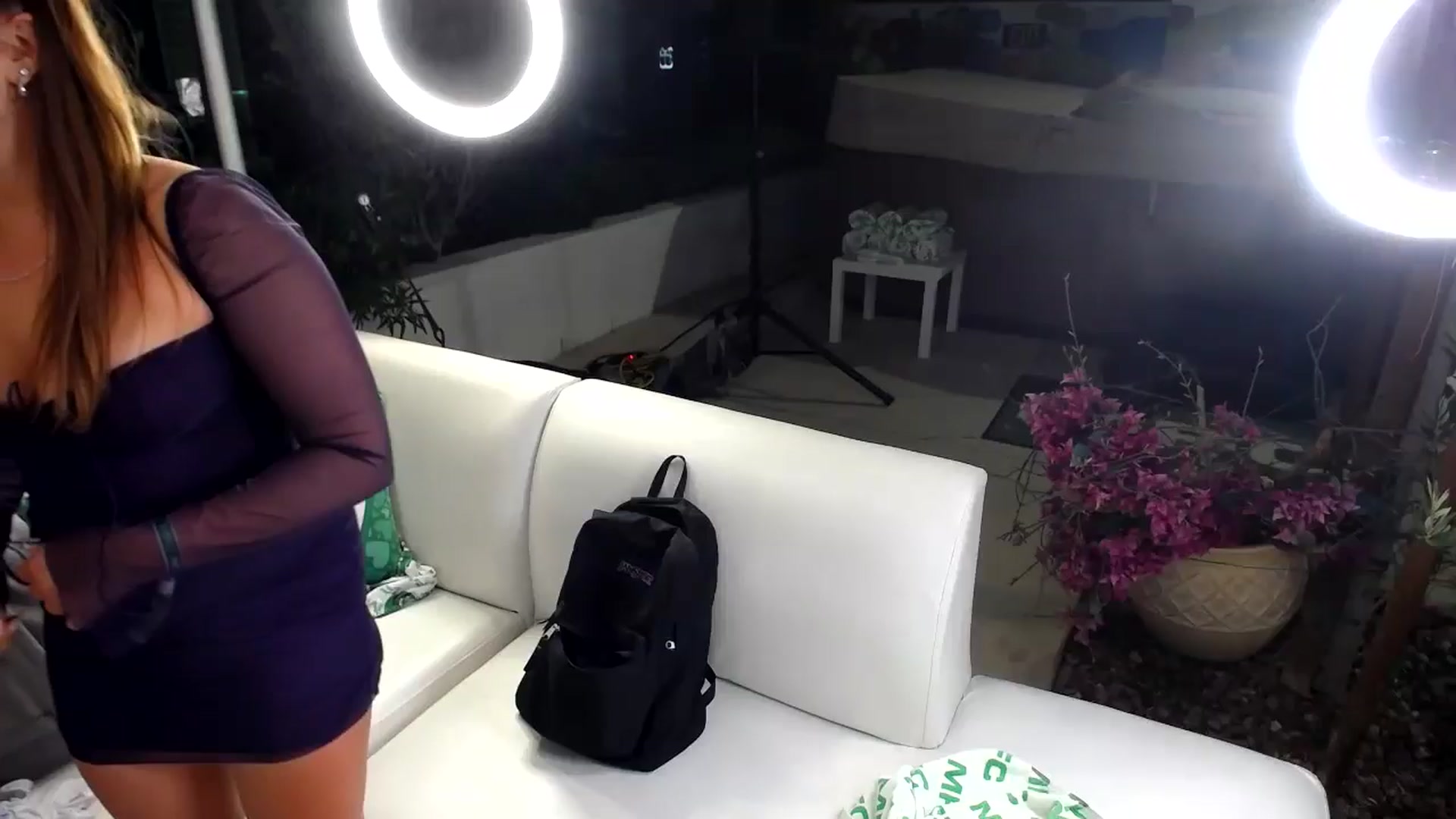 Gallery image thumbnail from AlyssaShy's myfreecams stream on, 05/22/2024, 08:09 image 3 of 20