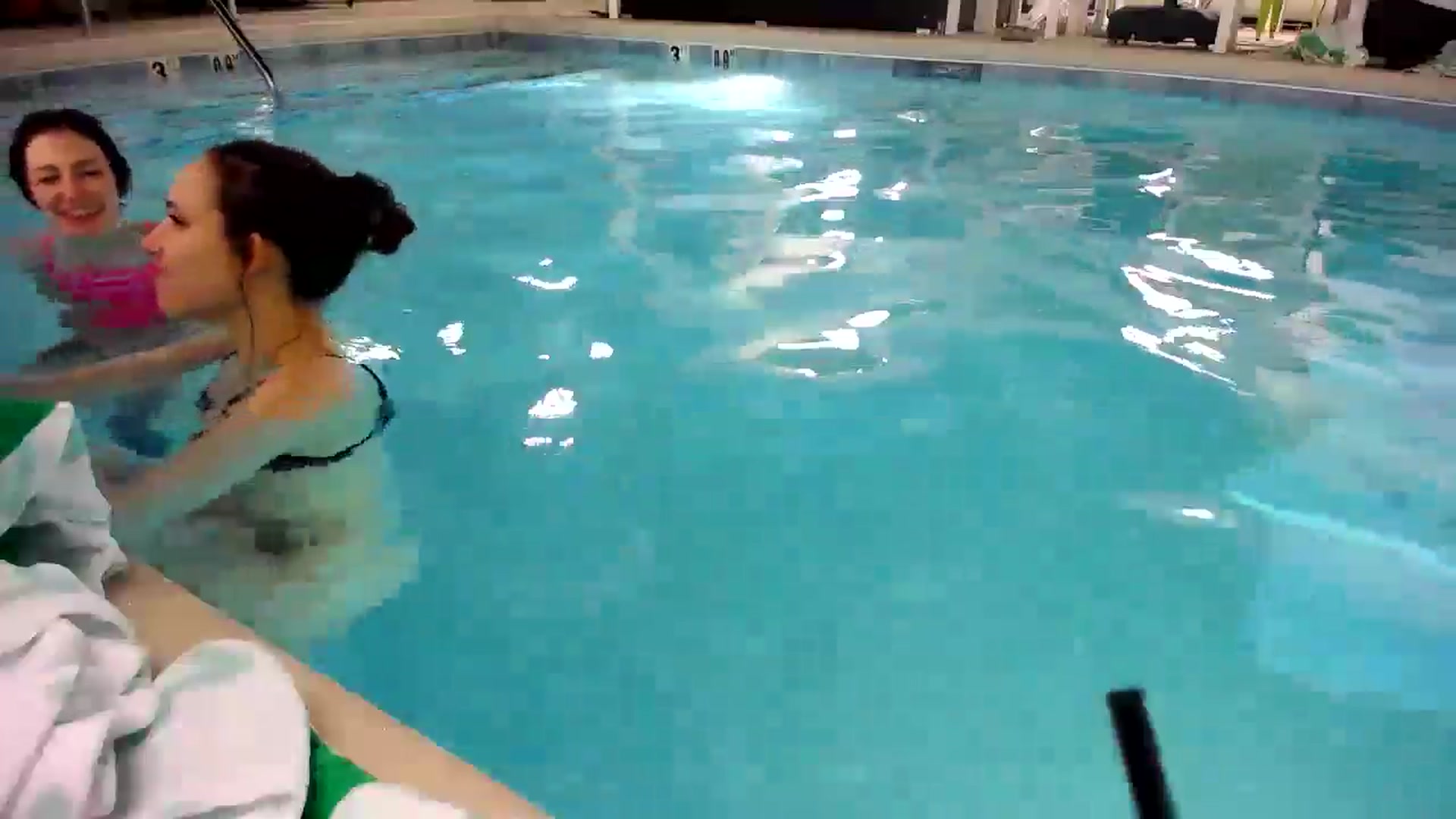 Gallery image thumbnail from AlyssaShy's myfreecams stream on, 05/22/2024, 10:07 image 19 of 20