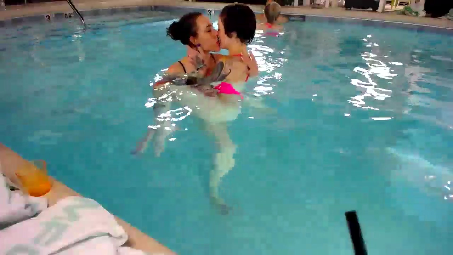 Gallery image thumbnail from AlyssaShy's myfreecams stream on, 05/22/2024, 10:07 image 16 of 20