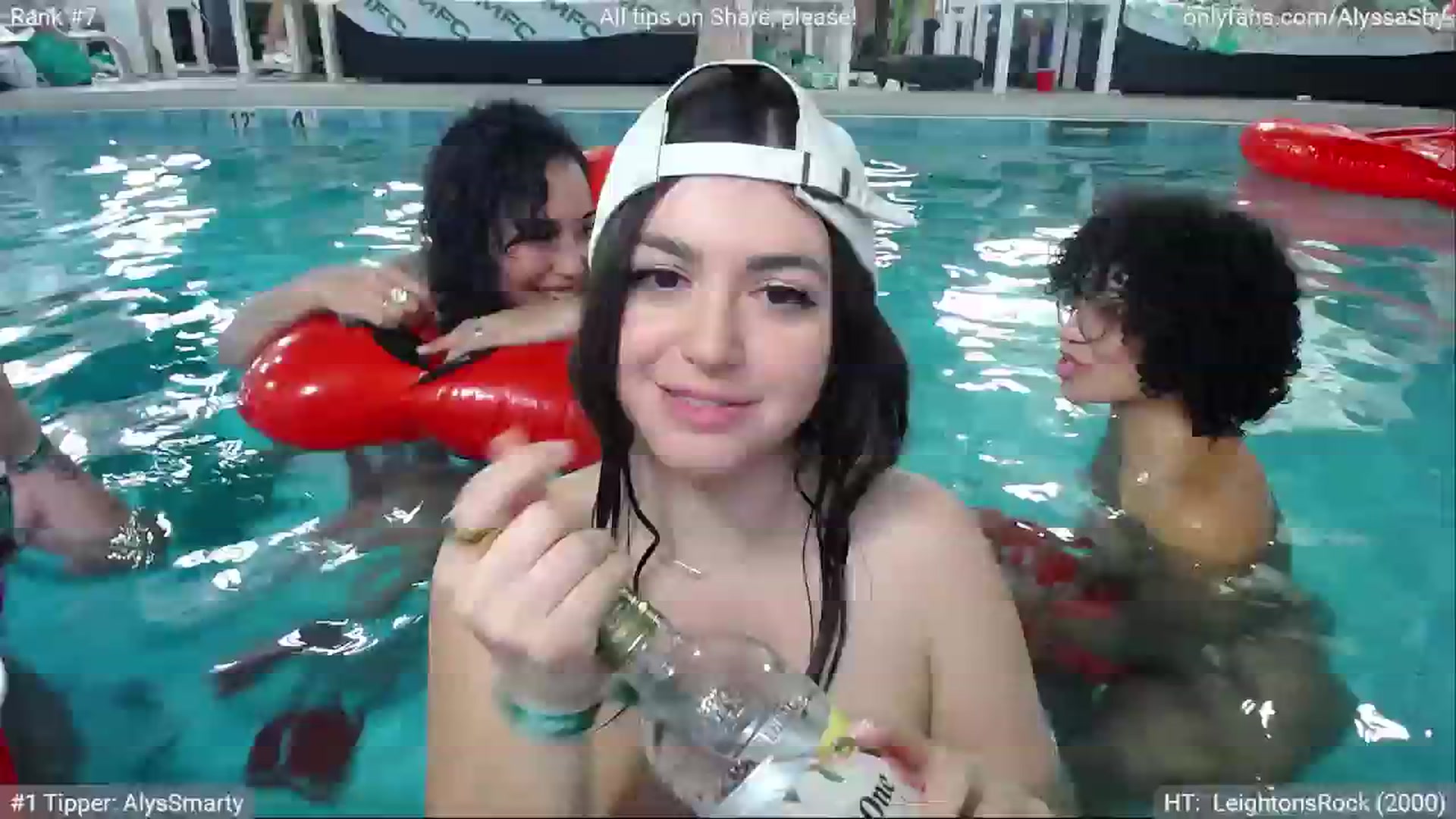 Gallery image thumbnail from AlyssaShy's myfreecams stream on, 05/23/2024, 07:28 image 7 of 20